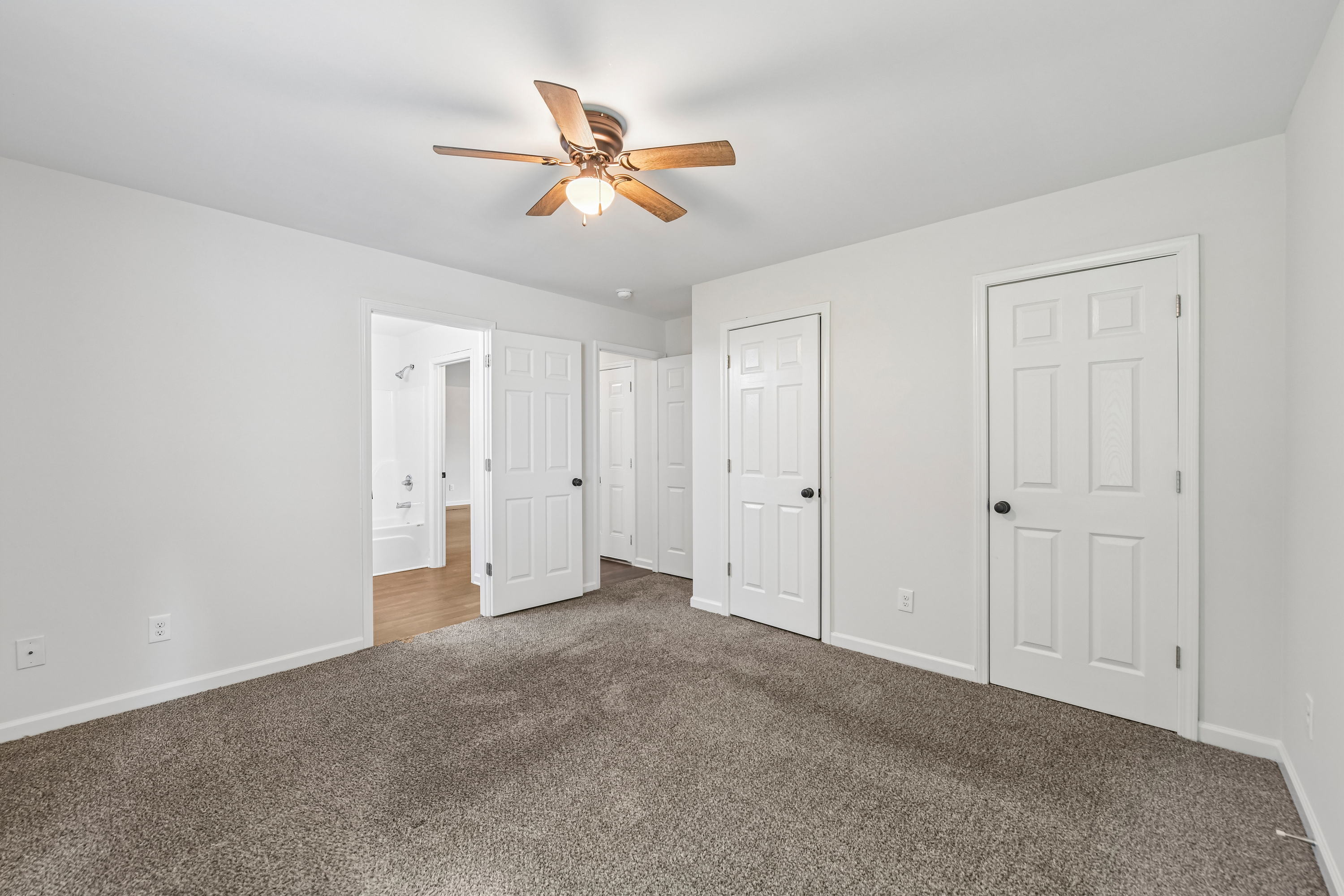 Photo 12 of 33 of 2112 Rosemary Way, Gainesville, GA