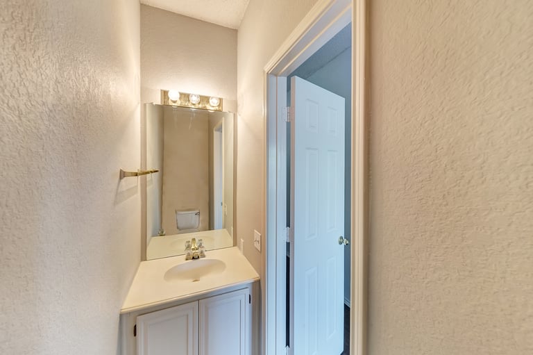 Photo 28 of 29 - 4719 Lennon Ave, Arlington, TX 76016