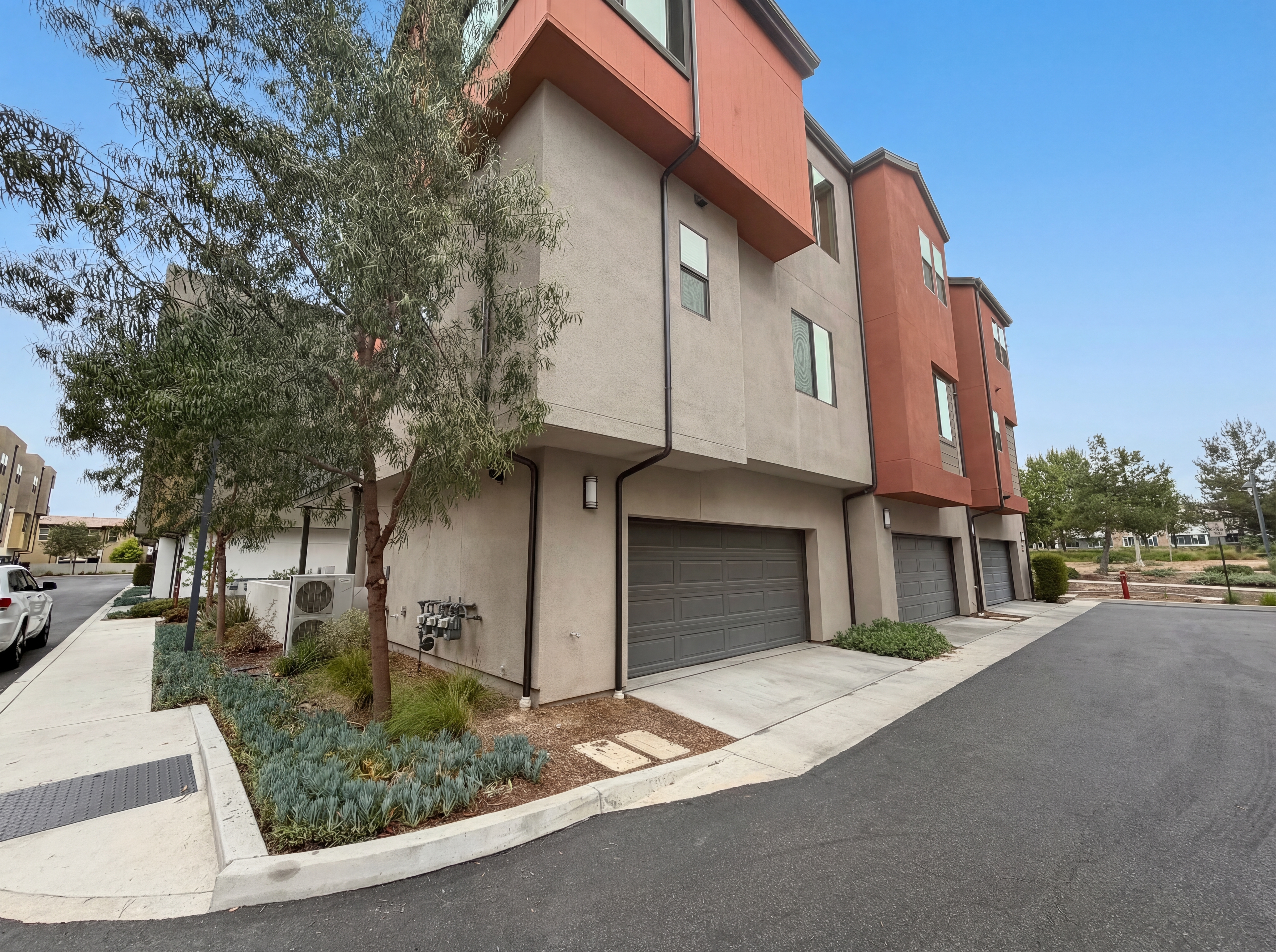 Photo 5 of 25 of 130 Keeper, Irvine, CA