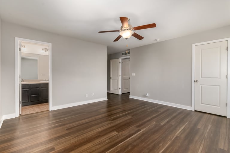Photo 10 of 19 - 8493 Redpoint Way, Broomfield, CO 80021