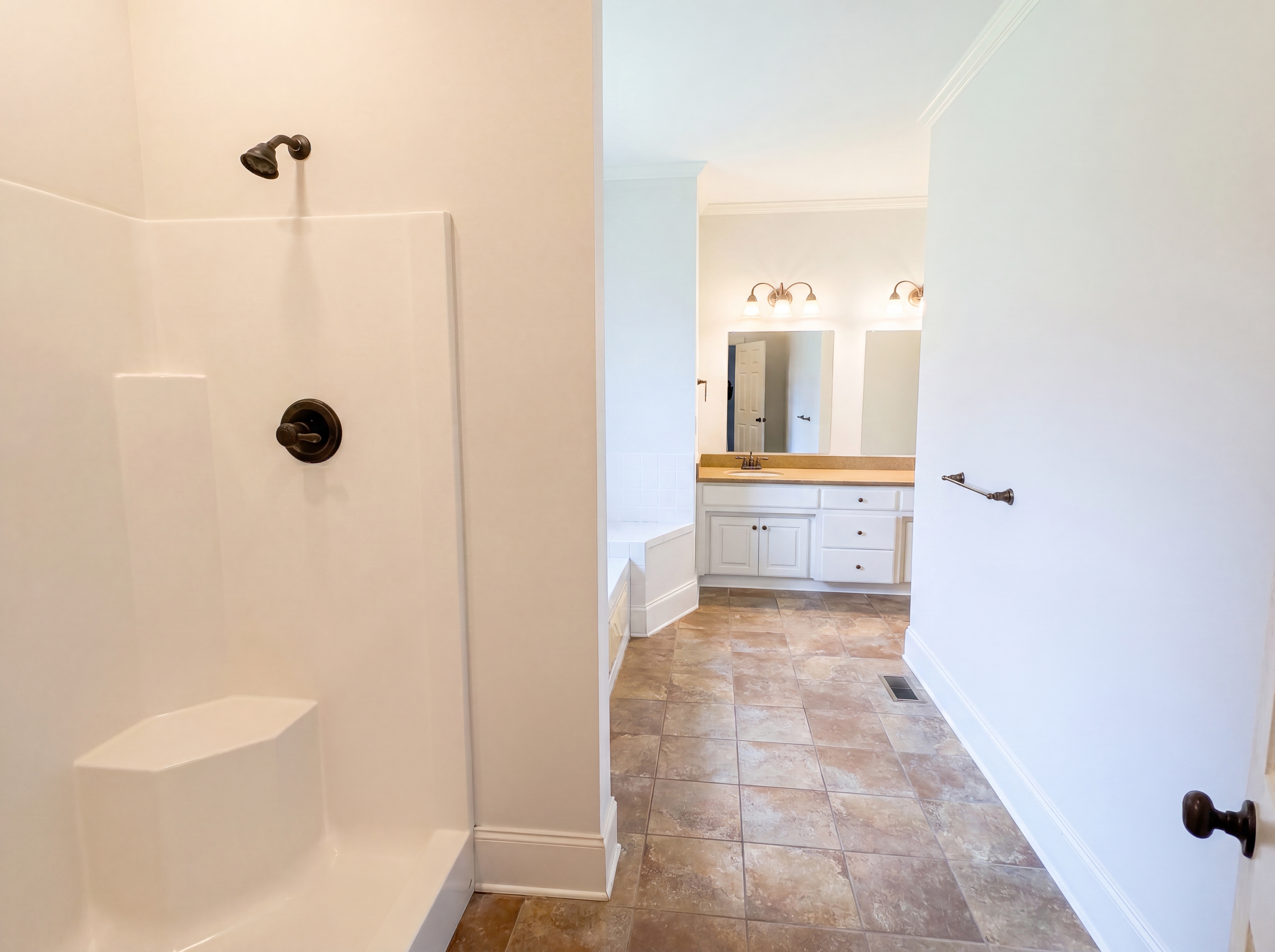 Photo 19 of 28 of 324 S Griffin Mill Ct, Spartanburg, SC