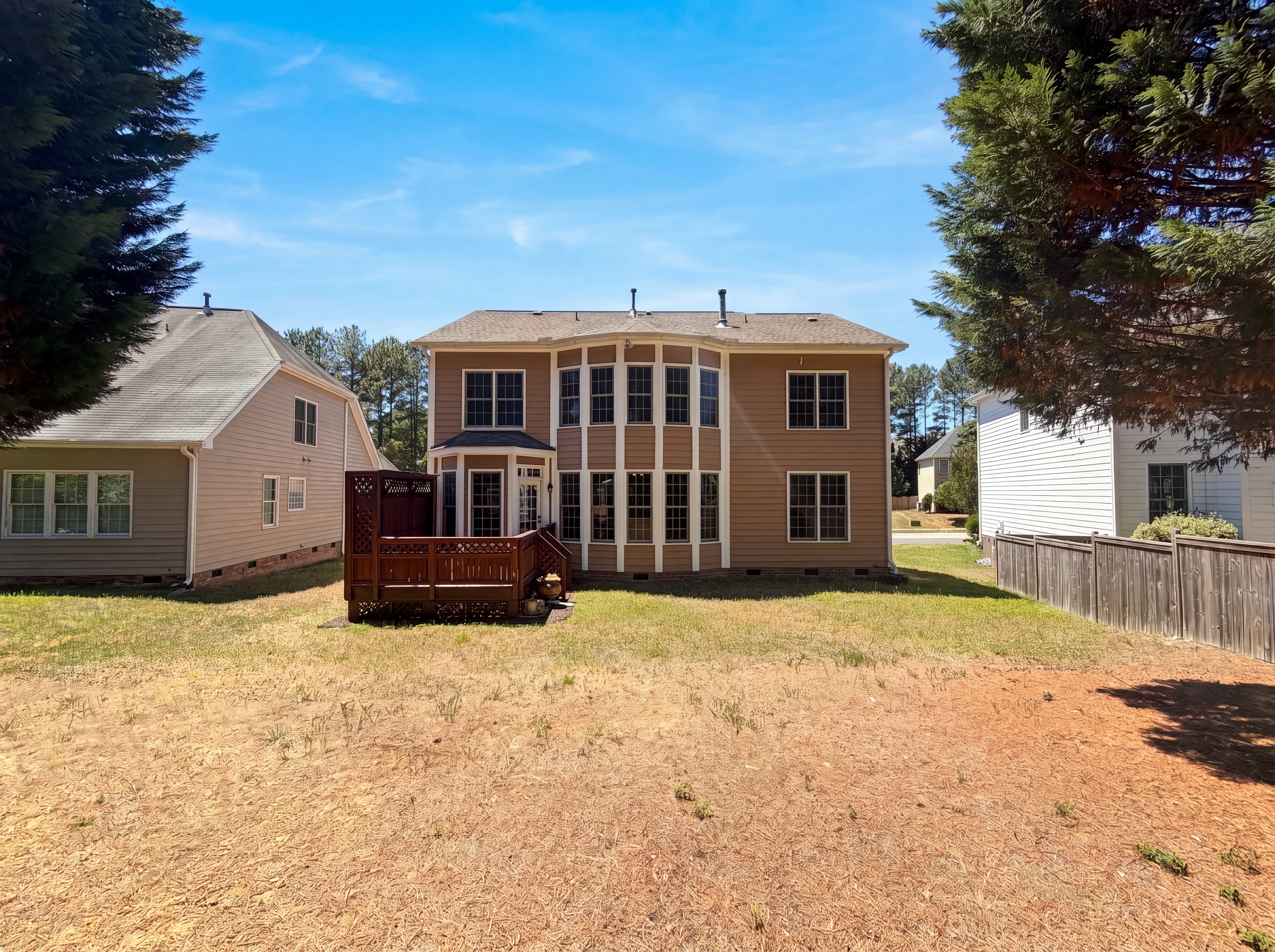 Photo 5 of 26 of 6312 Ridgemount St, Wake Forest, NC