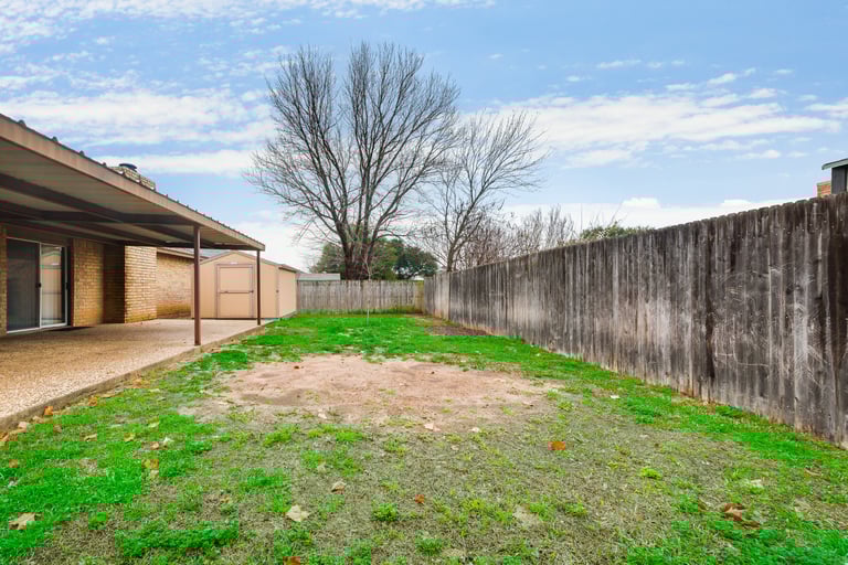 Photo 33 of 33 - 2925 Beachtree Ln, Bedford, TX 76021