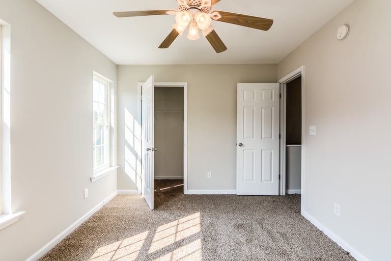 Photo 11 of 17 - 620 Woodson Dr, Clayton, NC 27527