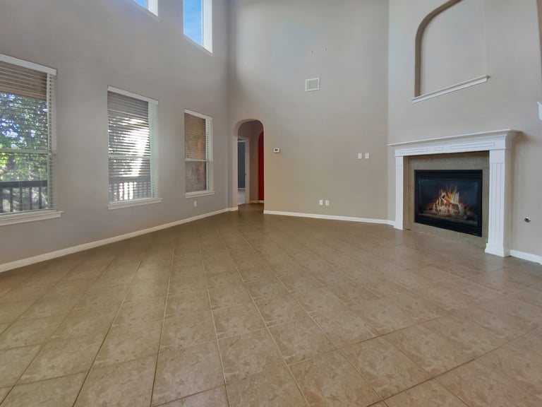 Photo 12 of 35 - 7900 Menler Dr, Austin, TX 78735