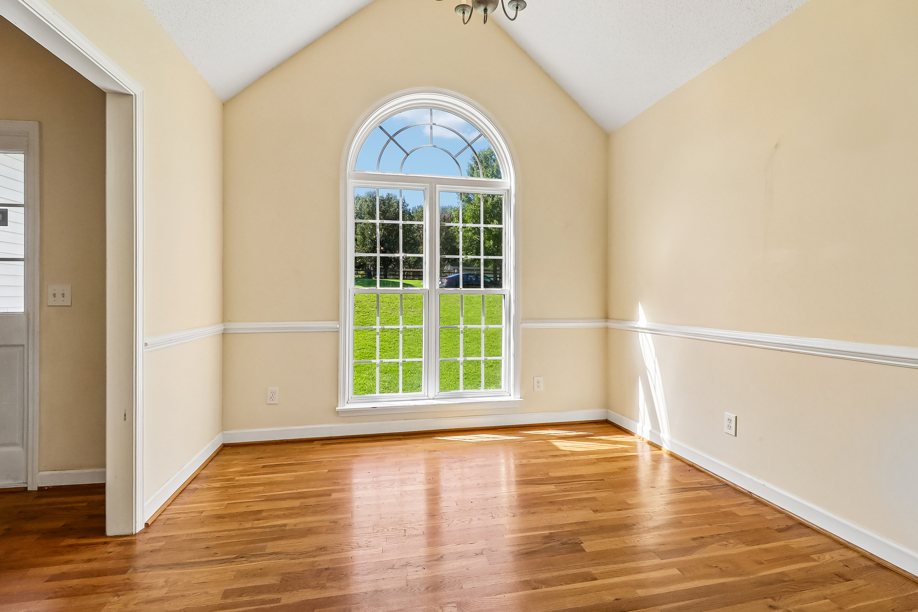 Photo 24 of 44 of 168 Hollow Tree Ct, Lugoff, SC