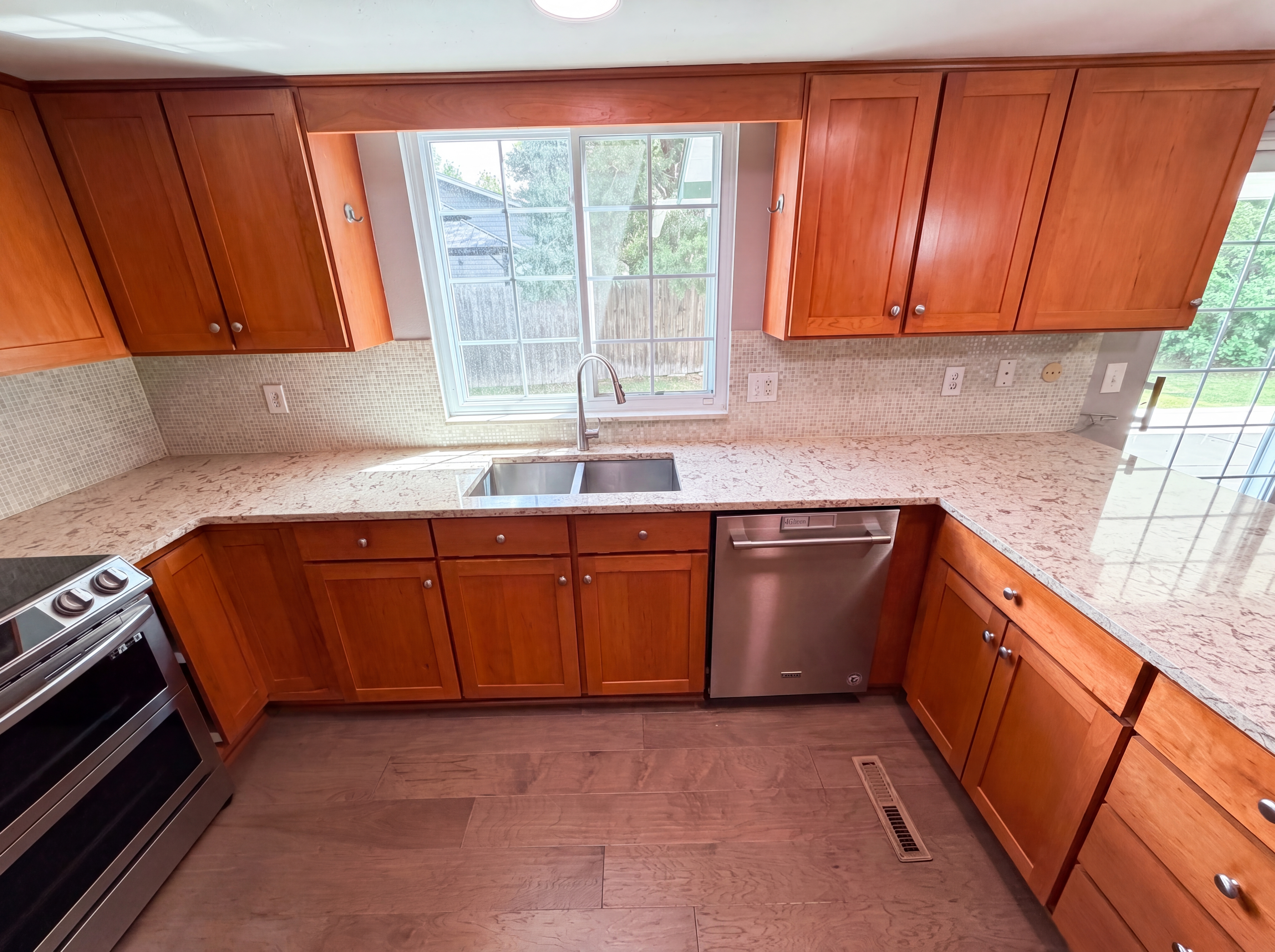 Photo 14 of 40 of 3182 S Xeric Ct, Denver, CO