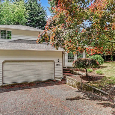 Property photo 1 of 9605 NE 132nd St