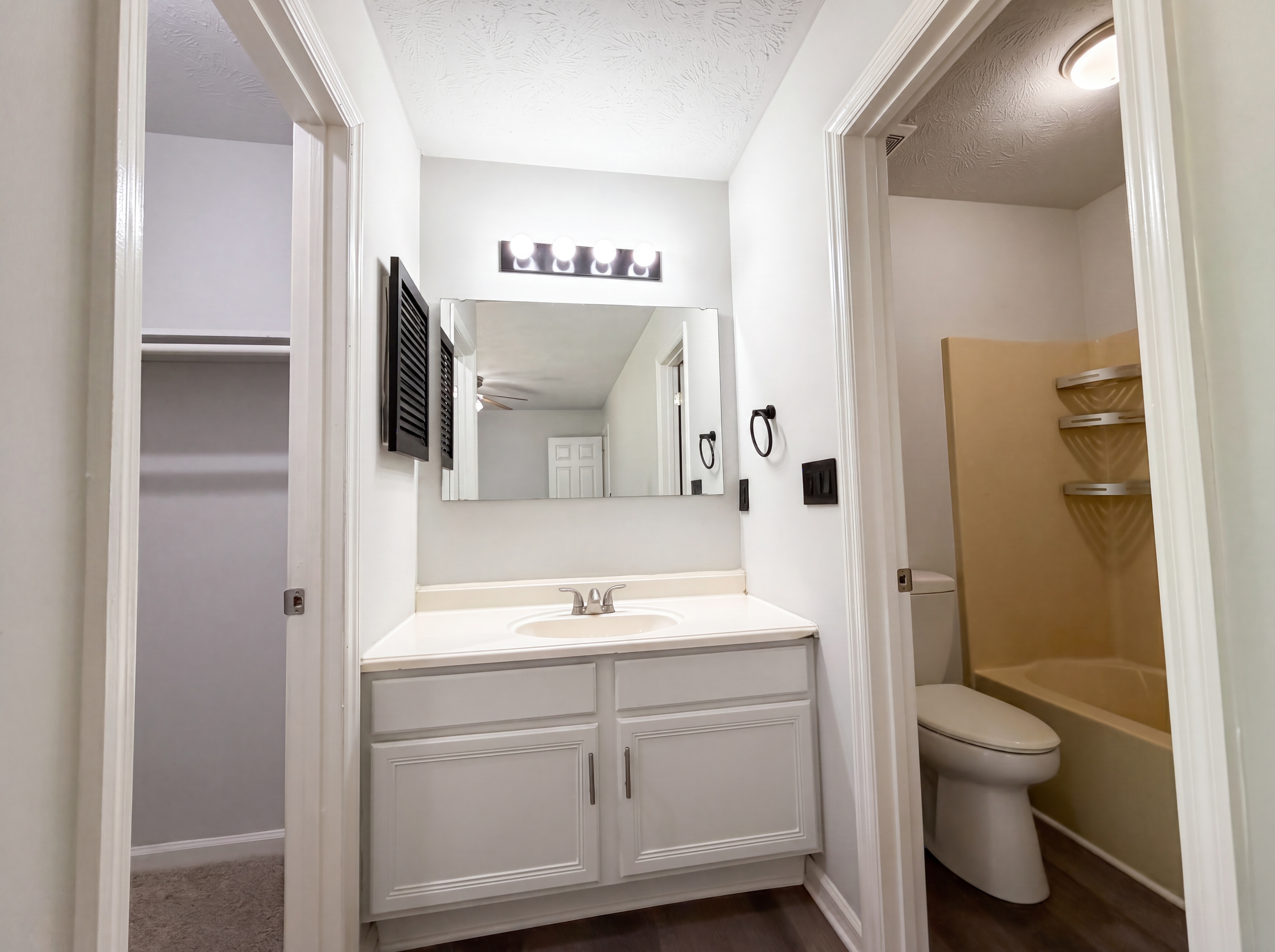 Photo 14 of 17 of 2577 Previs Rd, Fayetteville, NC