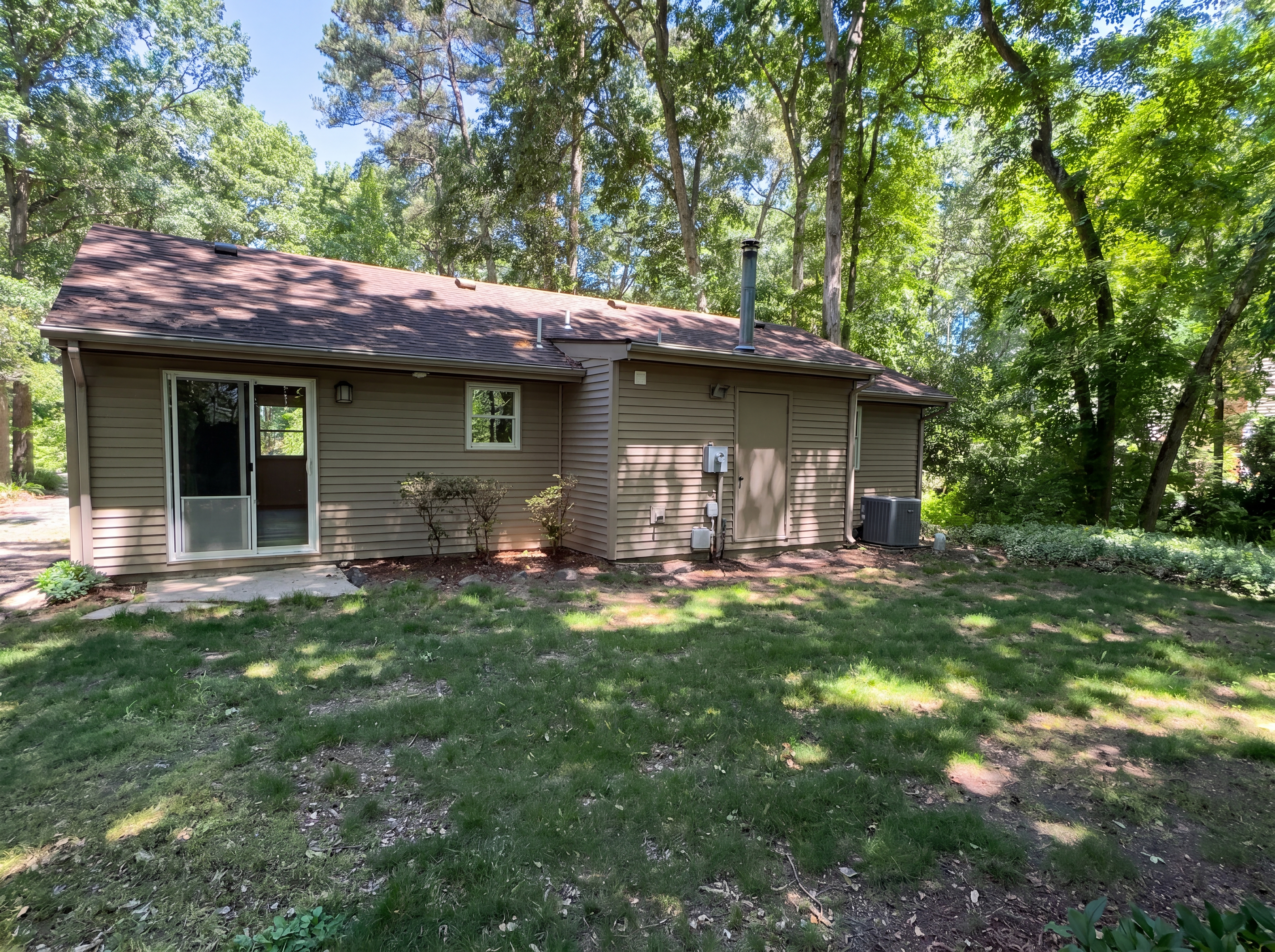 Photo 5 of 20 of 7307 E Ranier Dr, Parsonsburg, MD