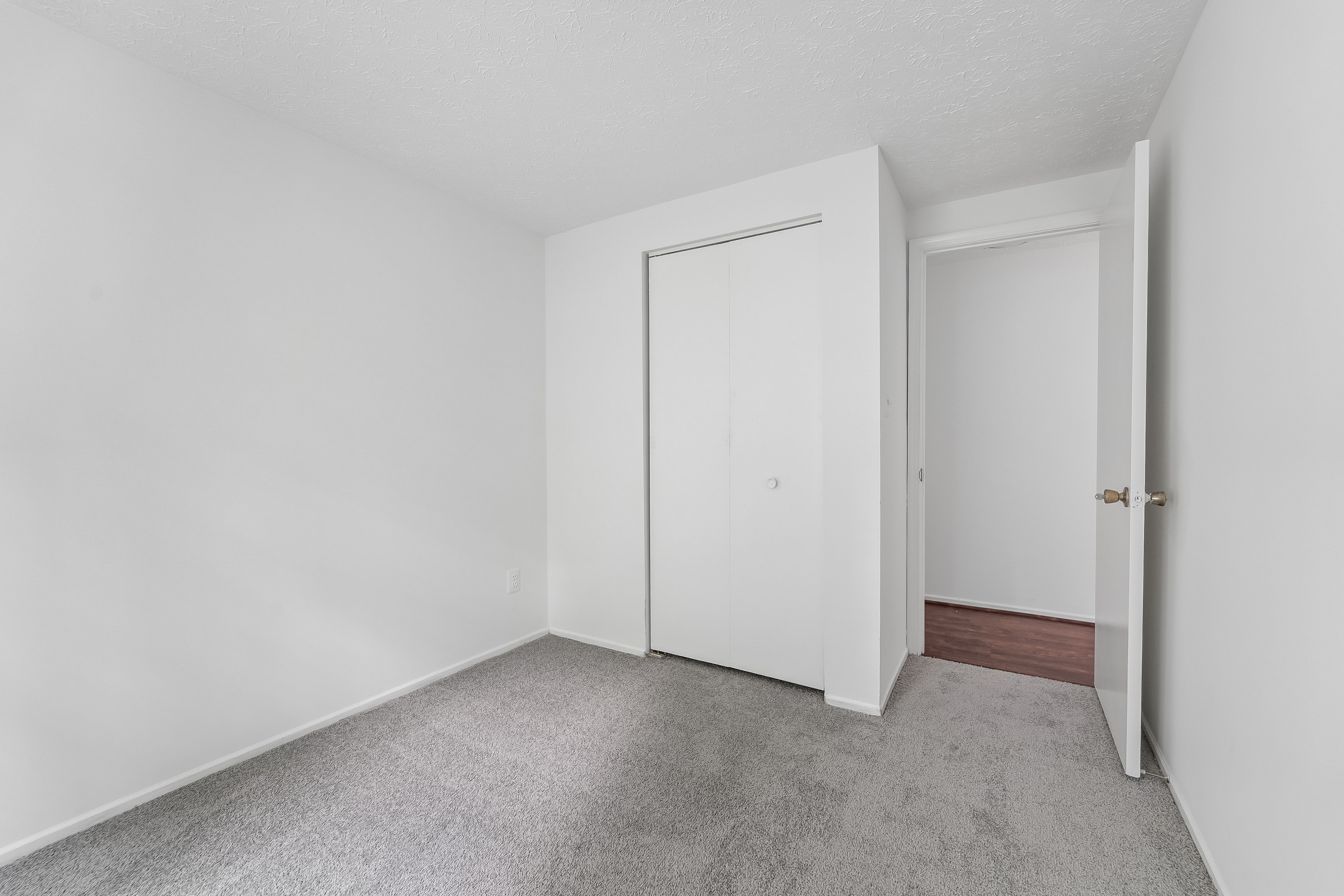 Photo 17 of 19 of 1502 Clearfield Cir, Severn, MD