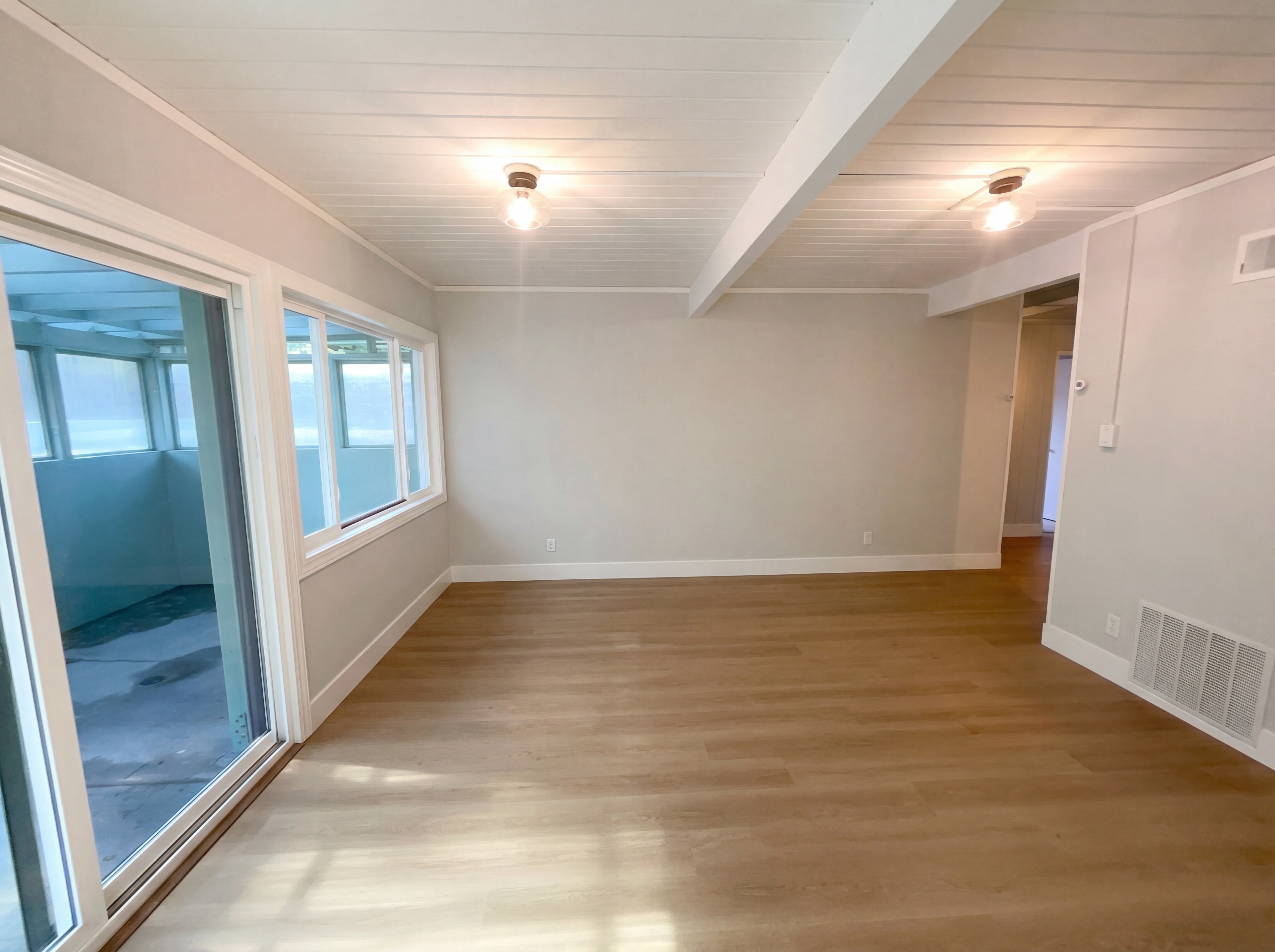 Photo 20 of 36 of 2361 Oakmont Dr, San Bruno, CA