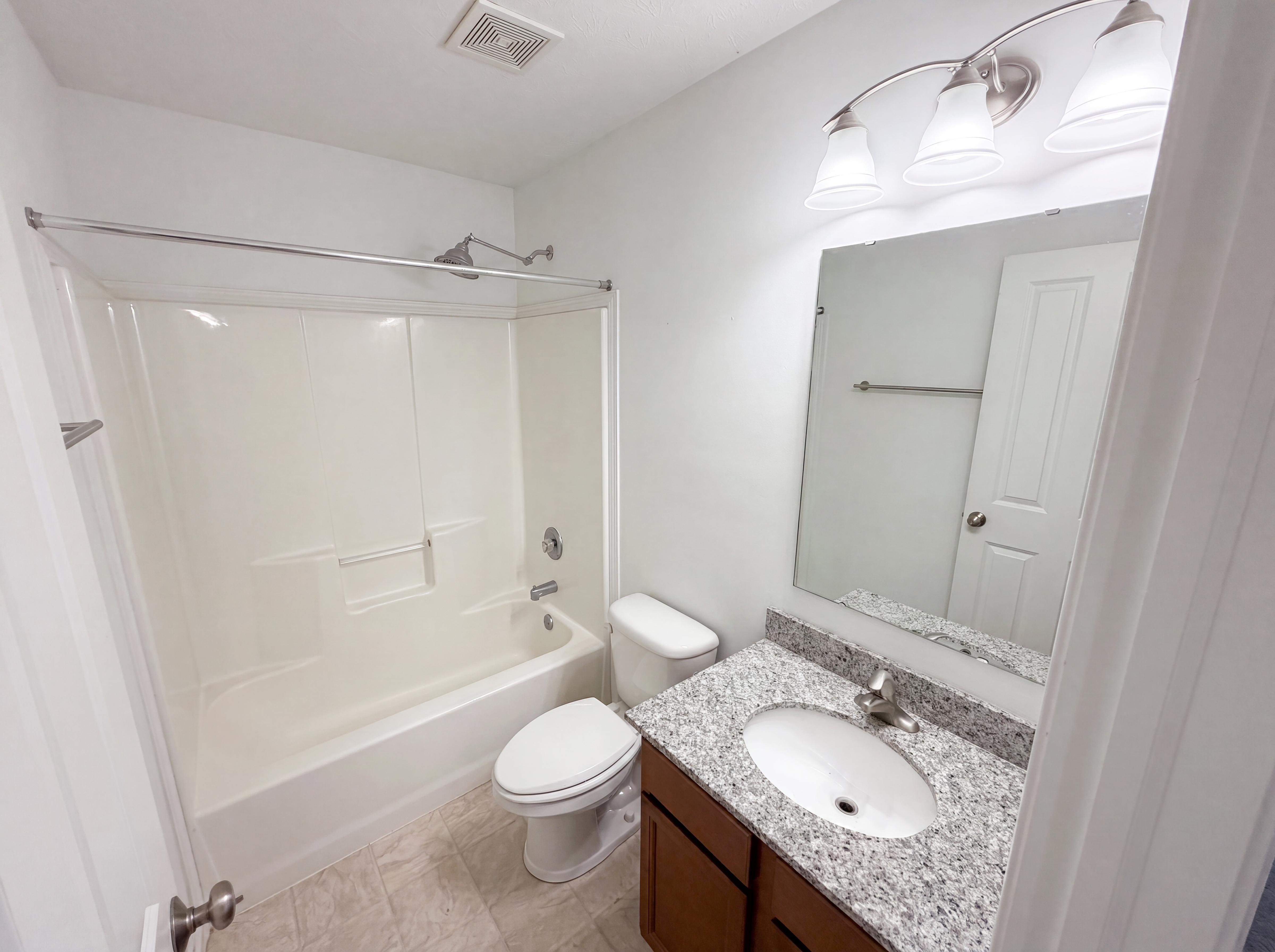 Photo 21 of 30 of 15188 Brantley Ln, Noblesville, IN