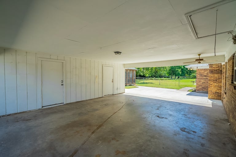 Photo 27 of 31 - 1903 Leslie St, Denton, TX 76205