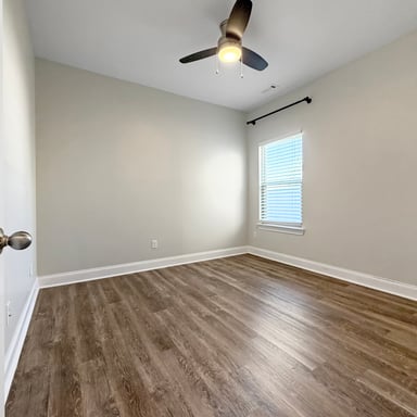 Property photo 3 of 309 Cedar Glade Ct