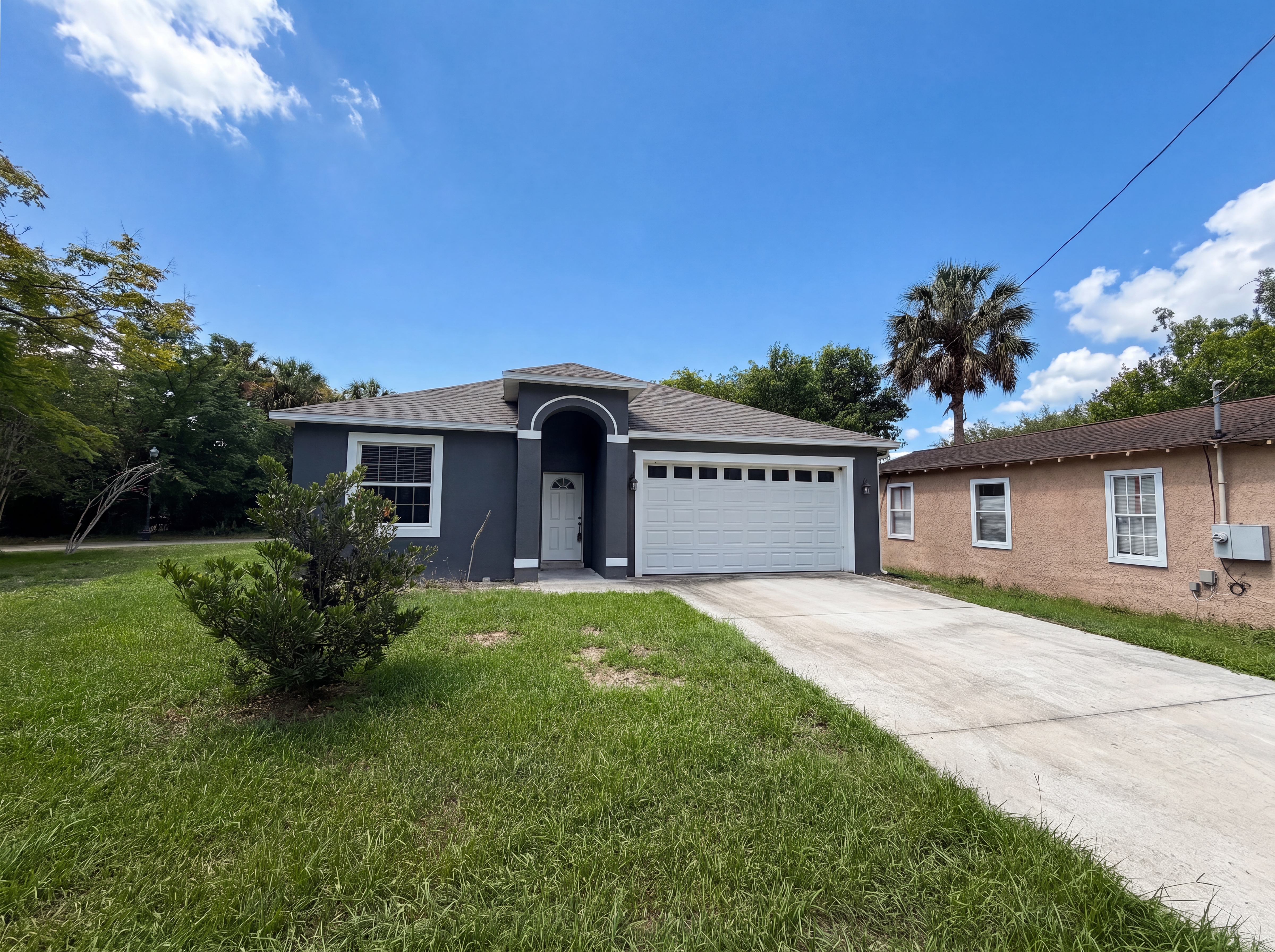 Photo 25 of 27 of 1013 W 11th St, Sanford, FL