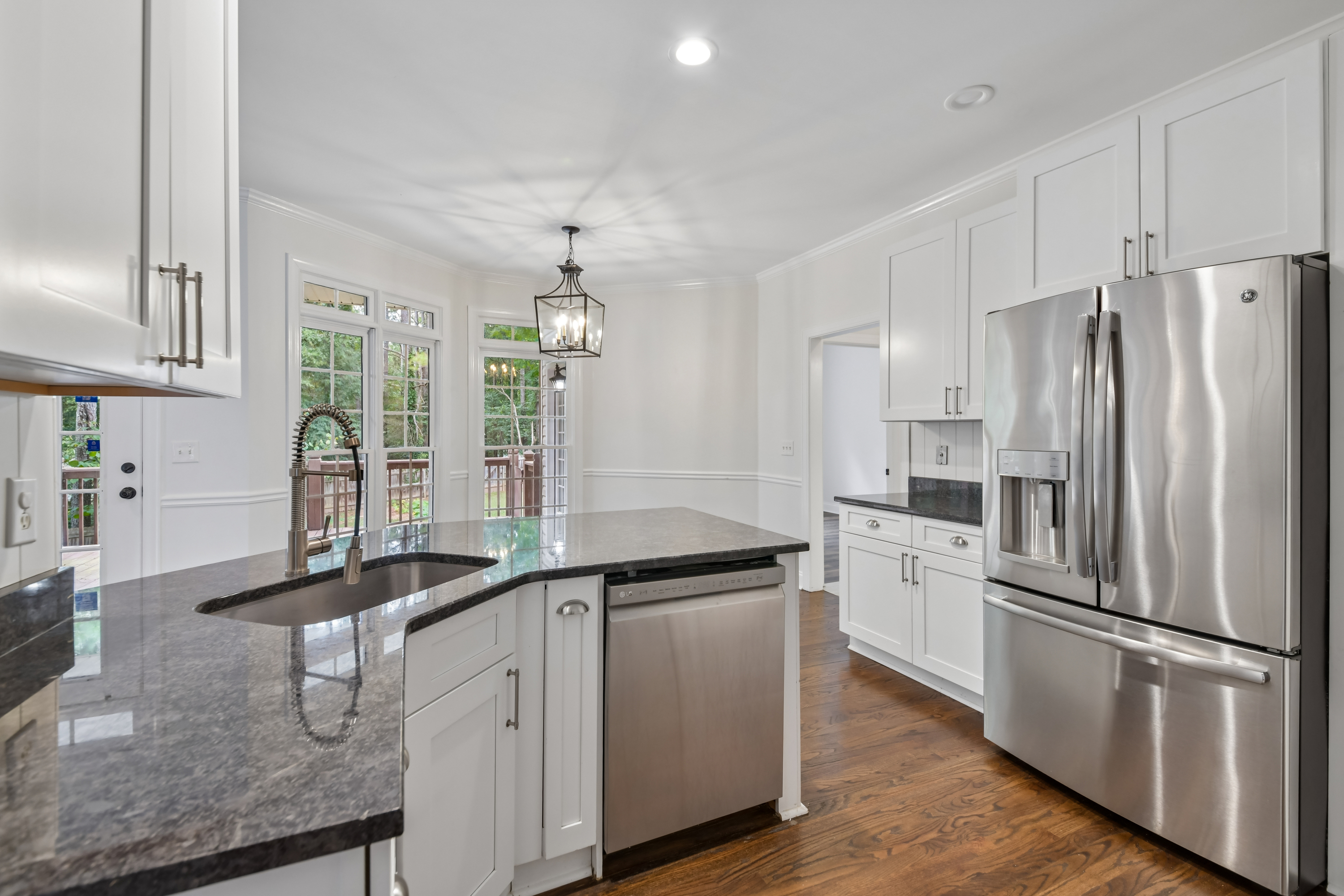 Photo 14 of 56 of 2298 Camden Dr SW, Marietta, GA