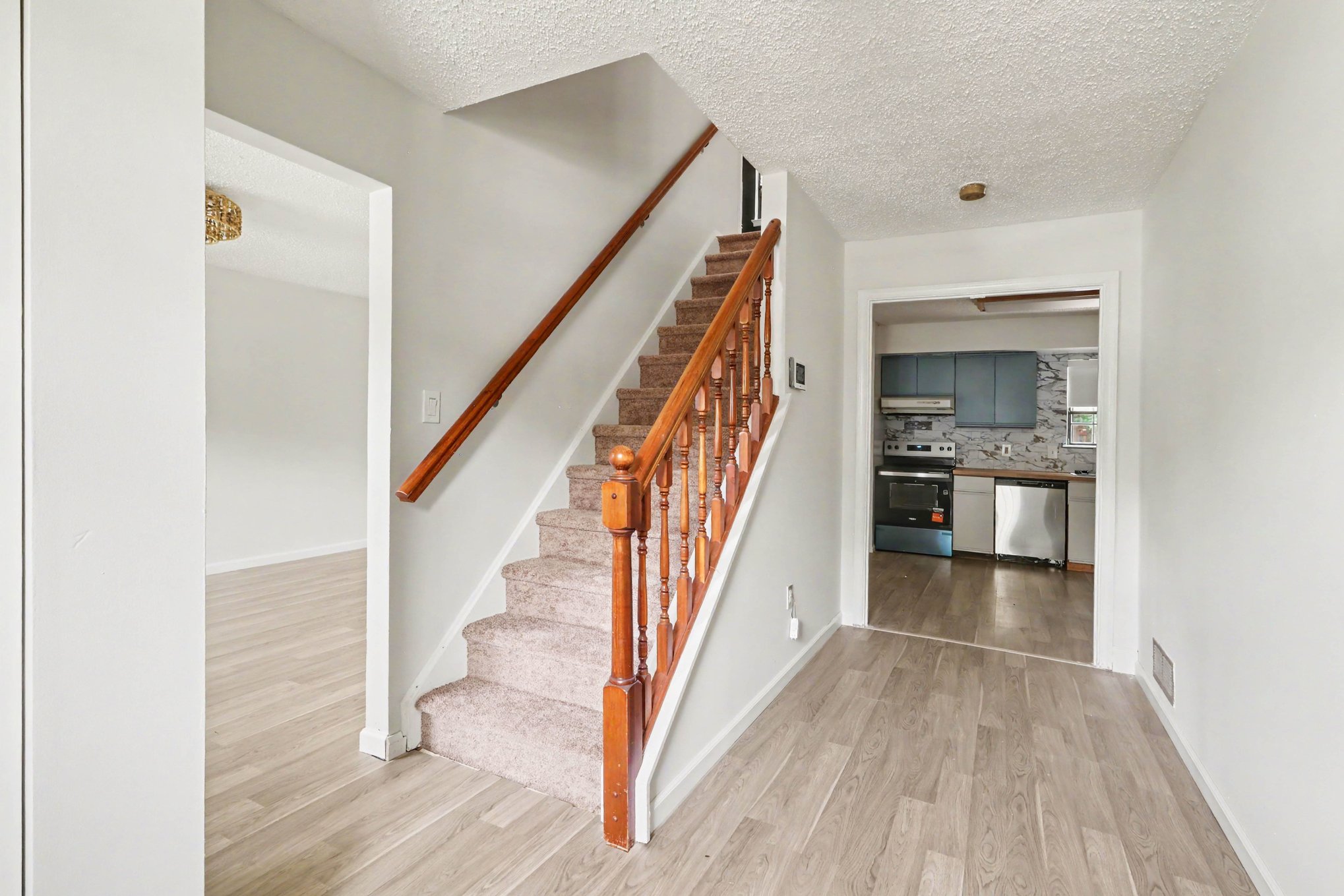 Photo 7 of 54 of 737 Fox Chase Cir, Bear, DE