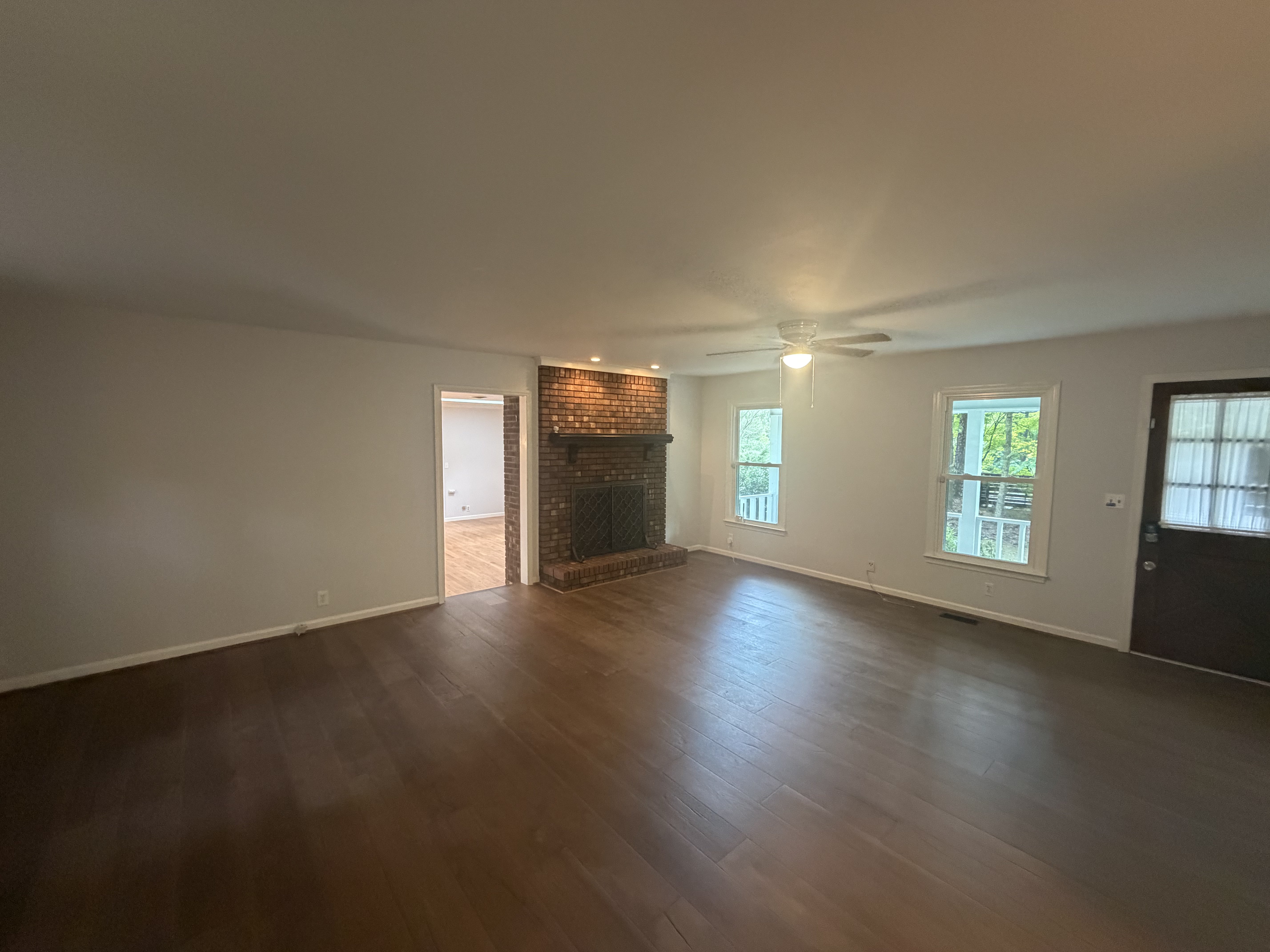 Photo 3 of 14 of 6908 Laurdane Rd, Raleigh, NC