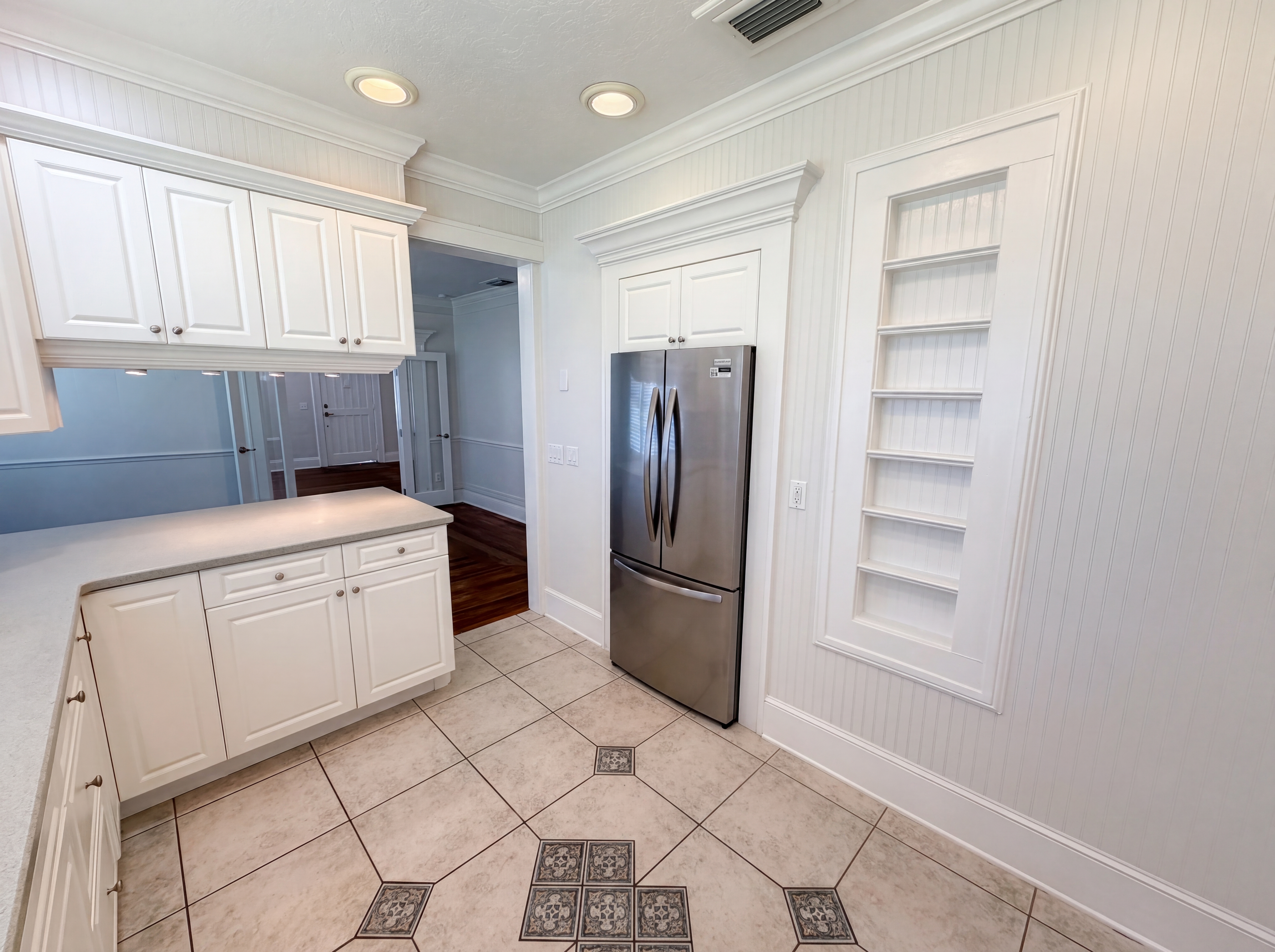 Photo 11 of 25 of 535 Palmetto Dr, Melbourne, FL