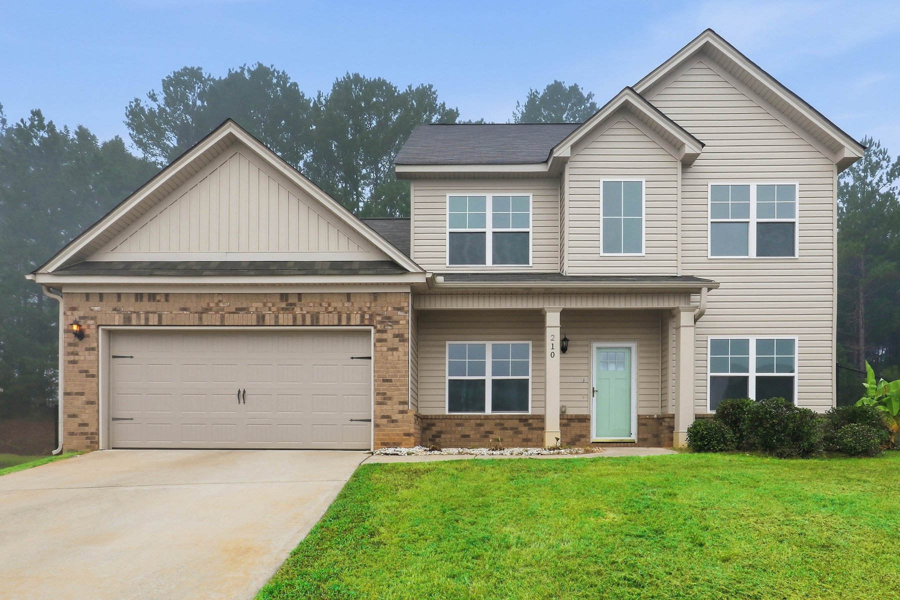 Photo 1 of 210 Glenview Trl