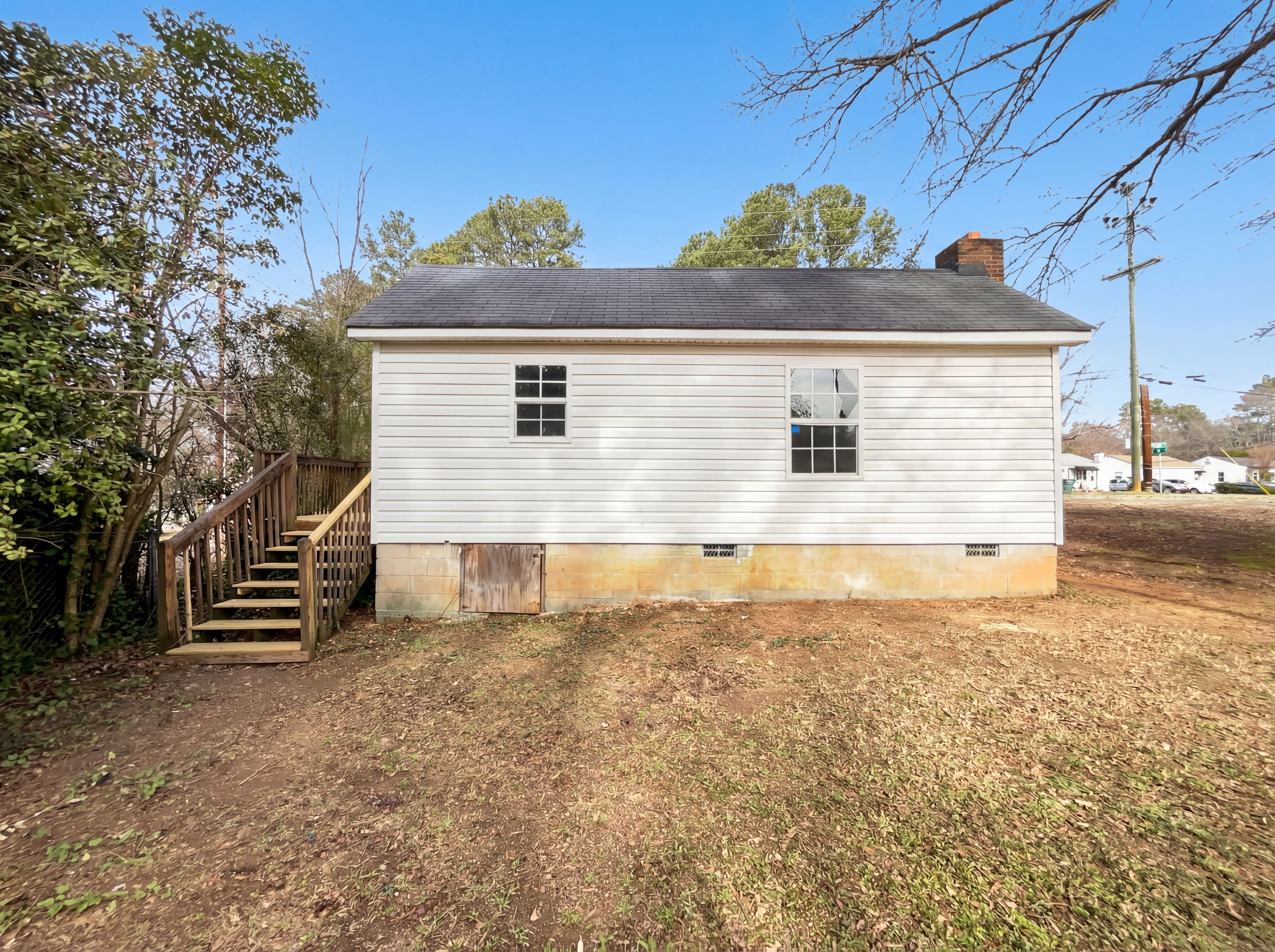 Photo 5 of 15 of 1903 Winget St, Gastonia, NC