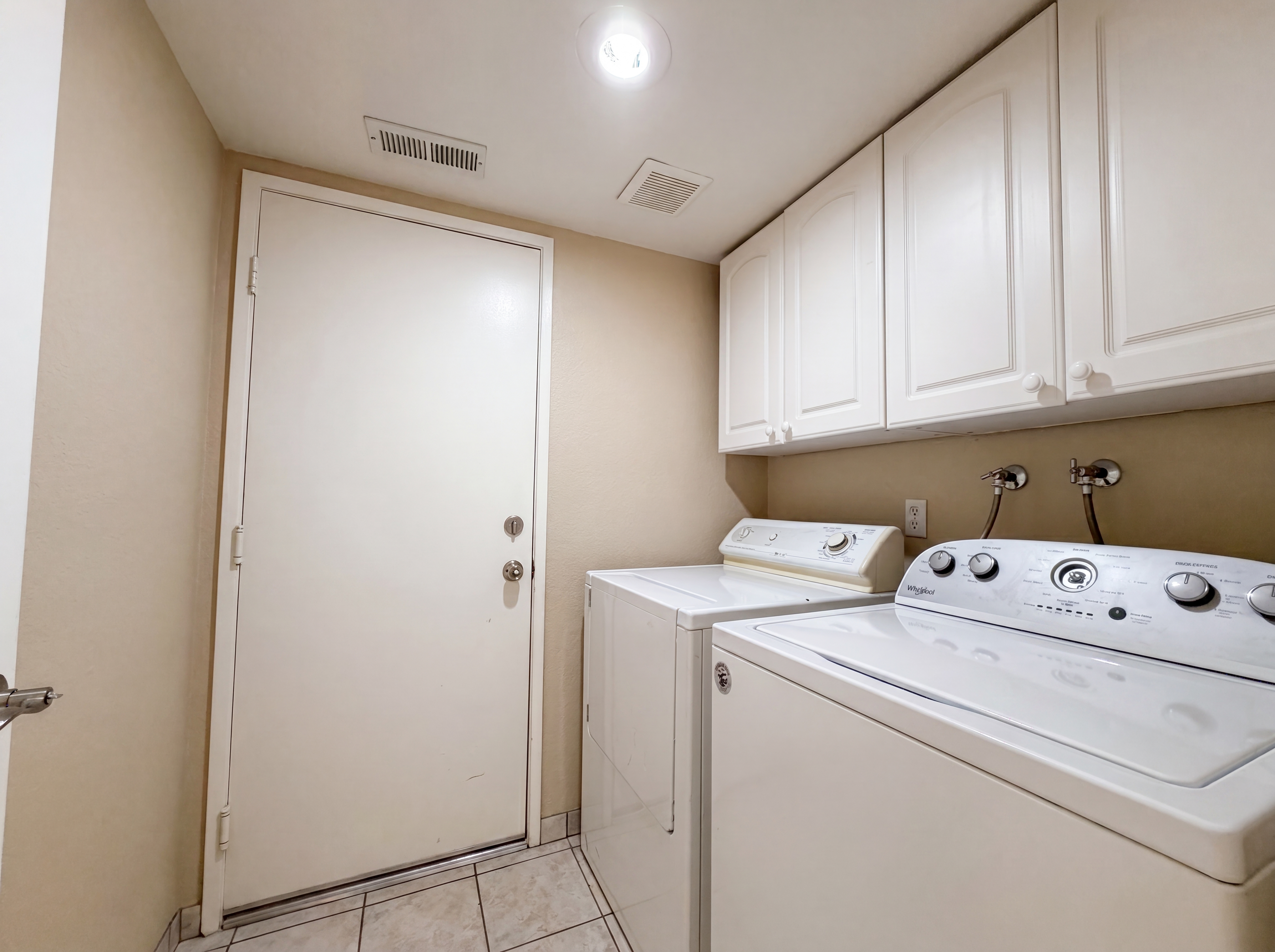 Photo 21 of 28 of 5545 W Avenue L6, Lancaster, CA
