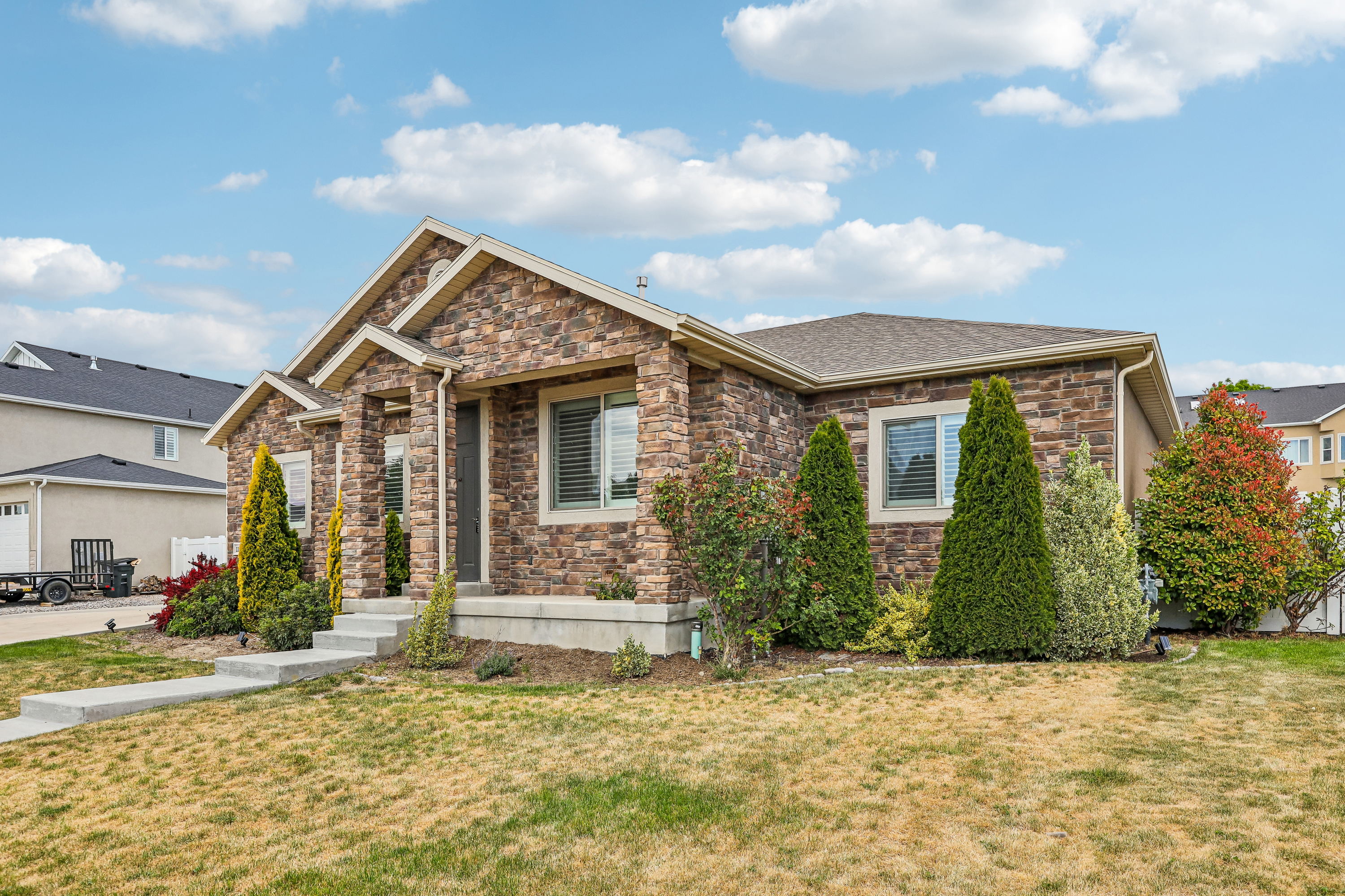 Photo 11 of 41 of 11512 S 4135 W, South Jordan, UT