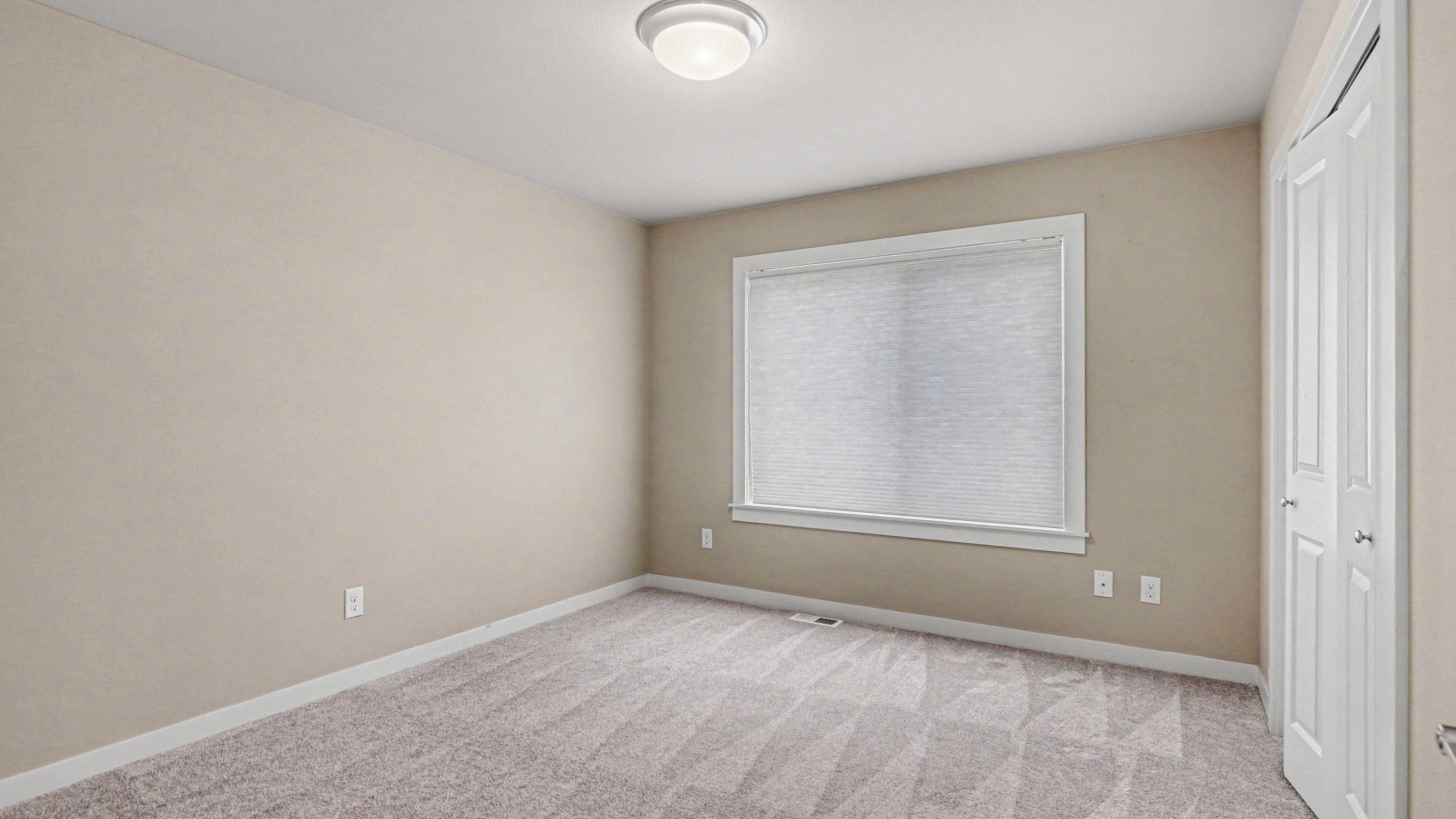 Photo 10 of 19 of 21923 37th Ave SE, Bothell, WA