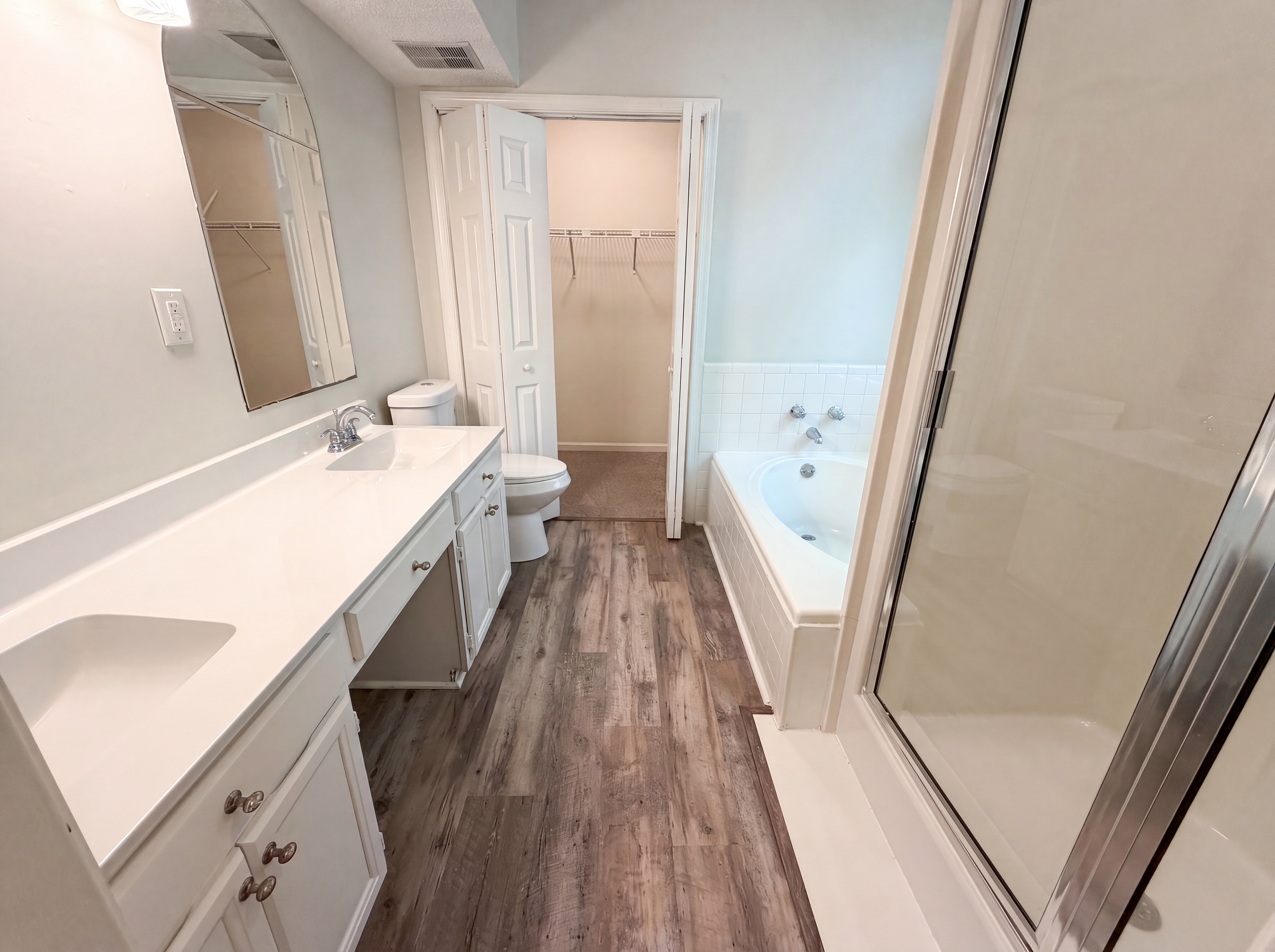 Photo 13 of 27 of 39 Saint Albans Rd, Irmo, SC