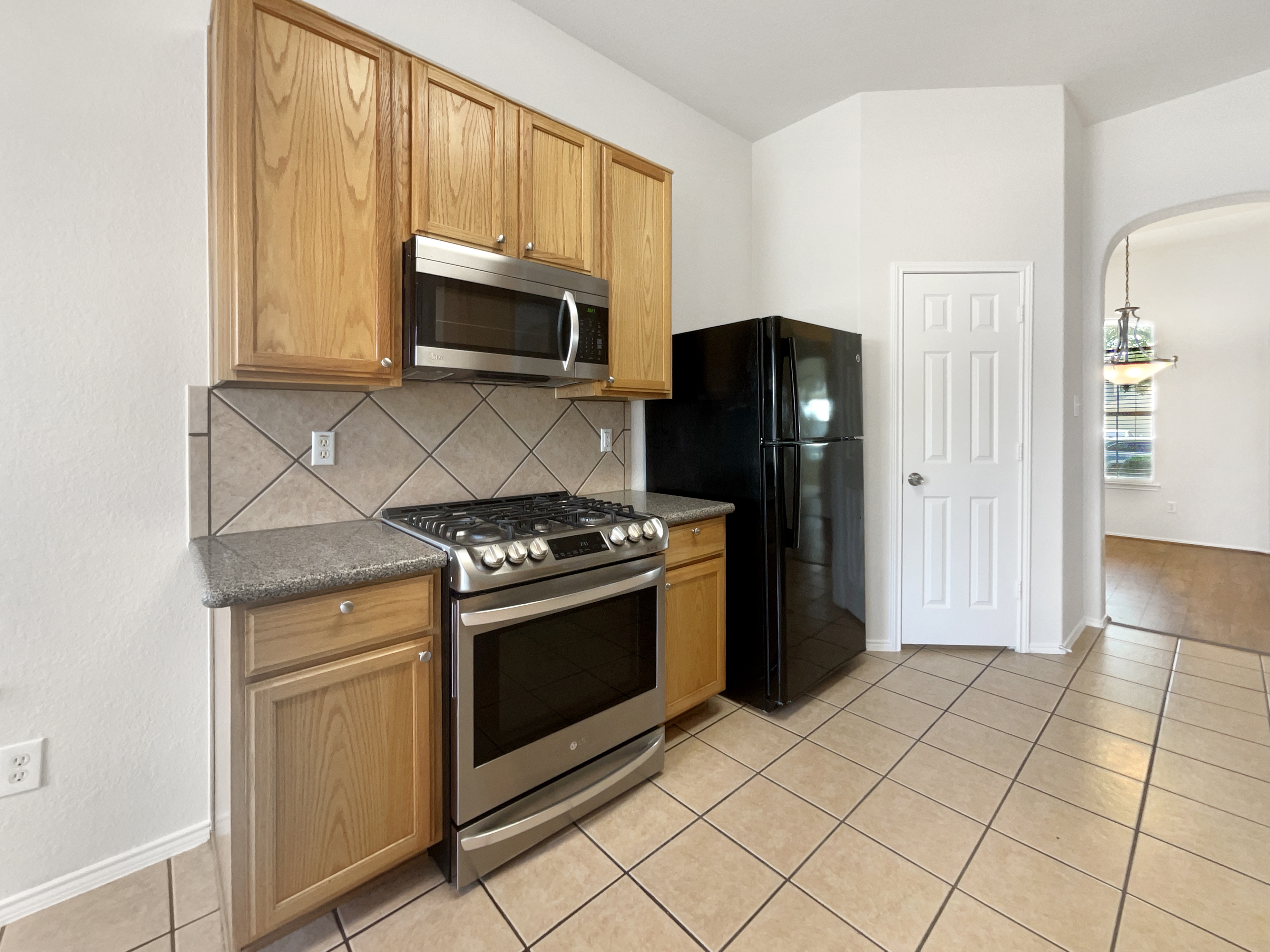 Photo 13 of 24 of 18810 Appletree Ridge Rd, Houston, TX