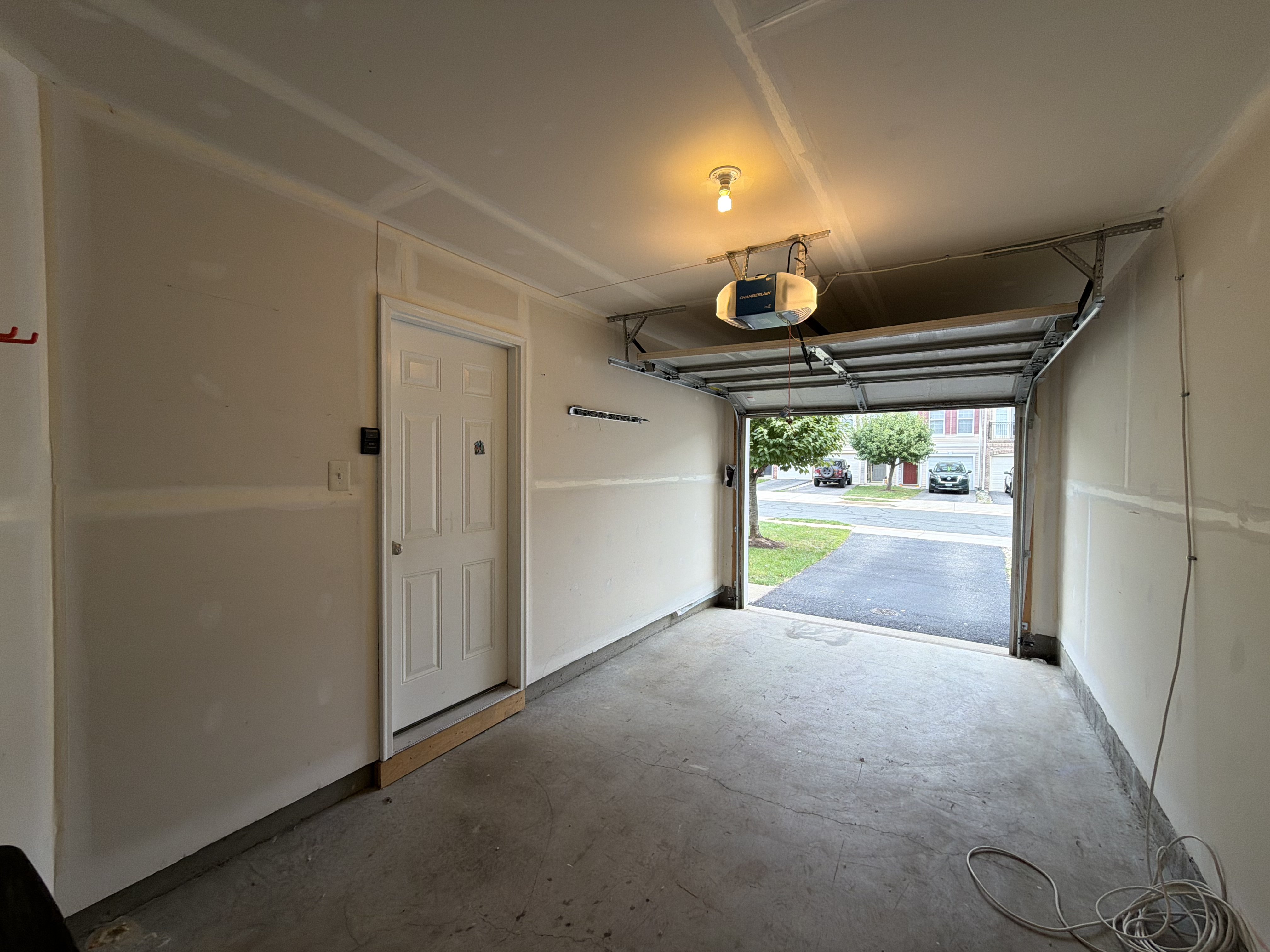 Photo 21 of 25 of 15613 John Diskin Cir, Woodbridge, VA