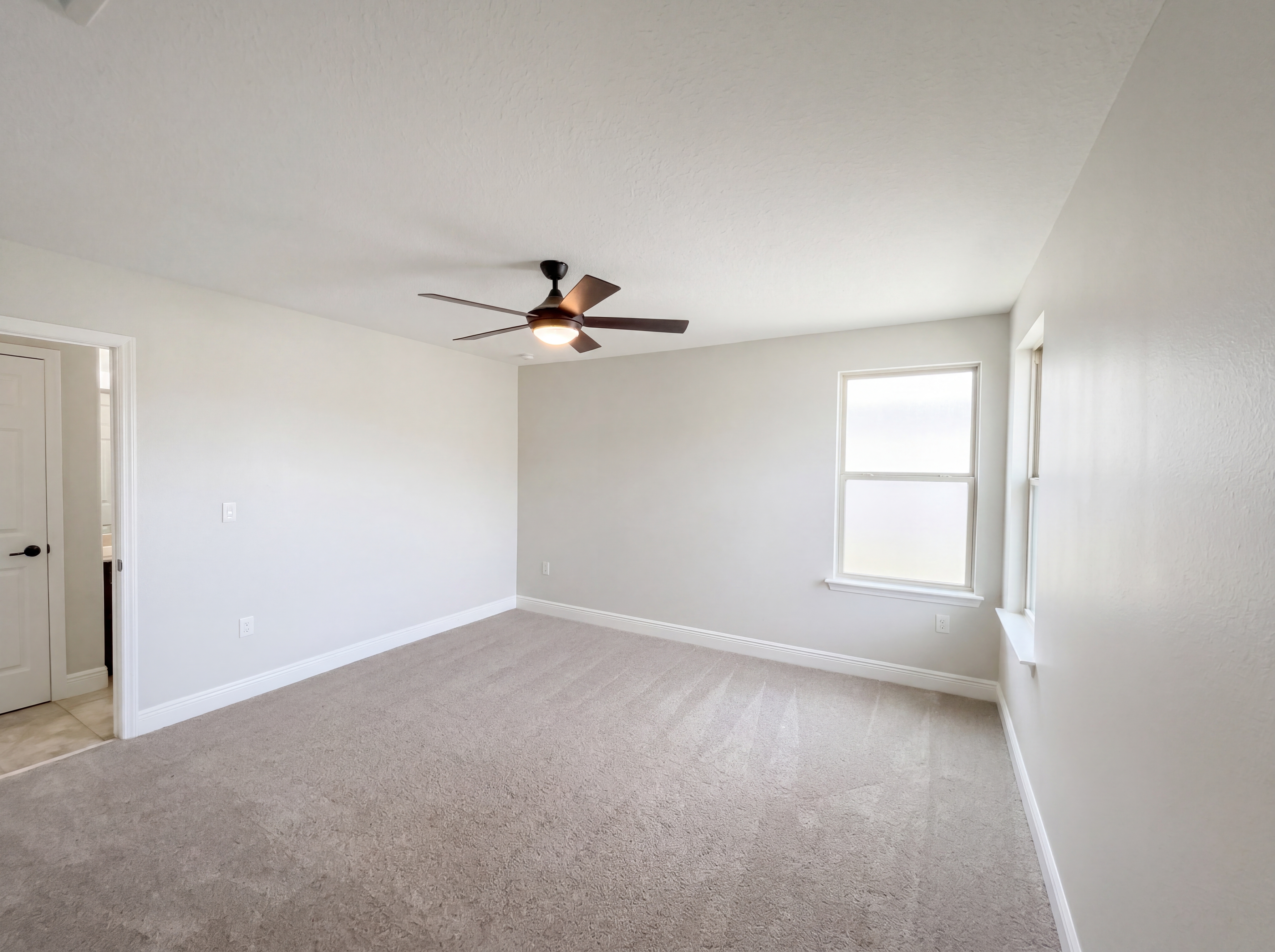 Photo 26 of 52 of 8715 Quiet Meadows Trl, Windermere, FL