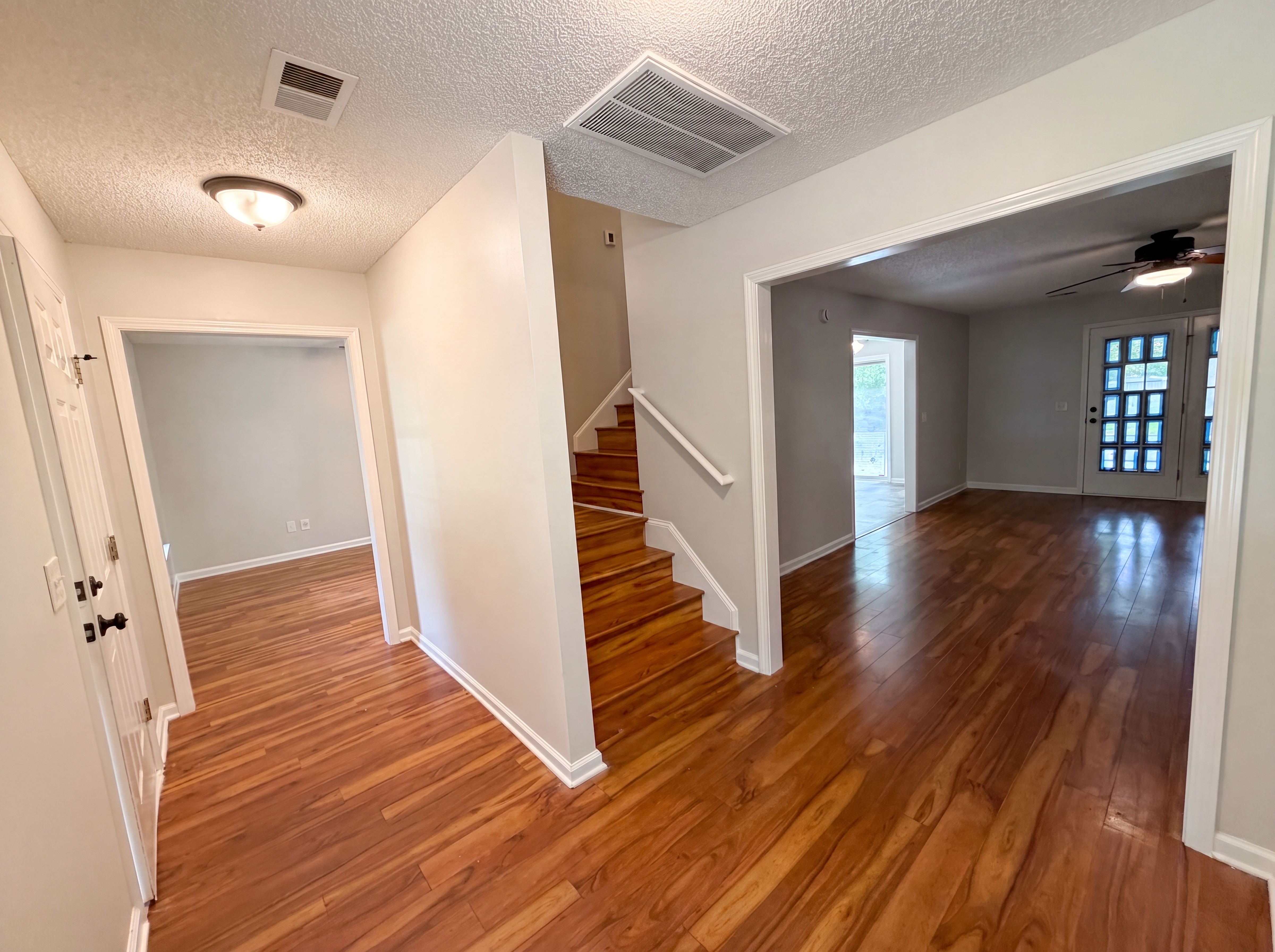 Photo 6 of 23 of 149 Smallwood Dr, Chapin, SC