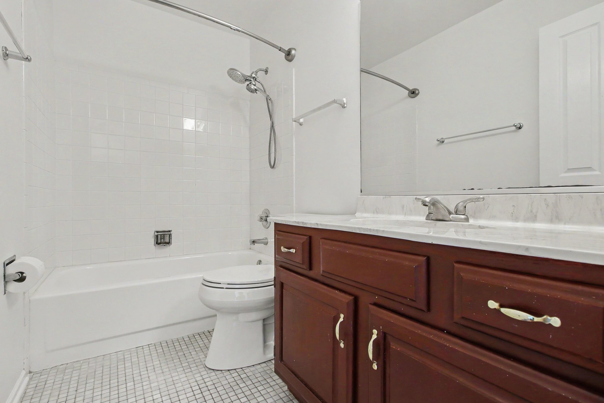 Photo 34 of 41 of 865 Warwick Ln, Lake Zurich, IL