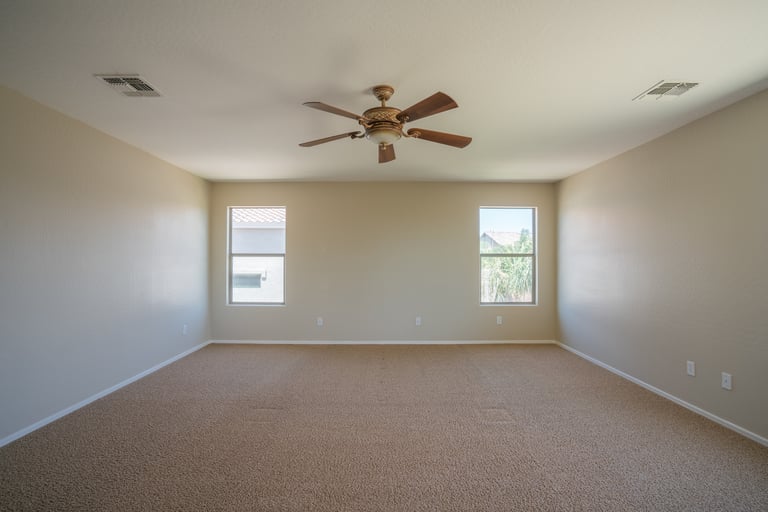 Photo 12 of 33 - 16966 W Bradford Way, Surprise, AZ 85374