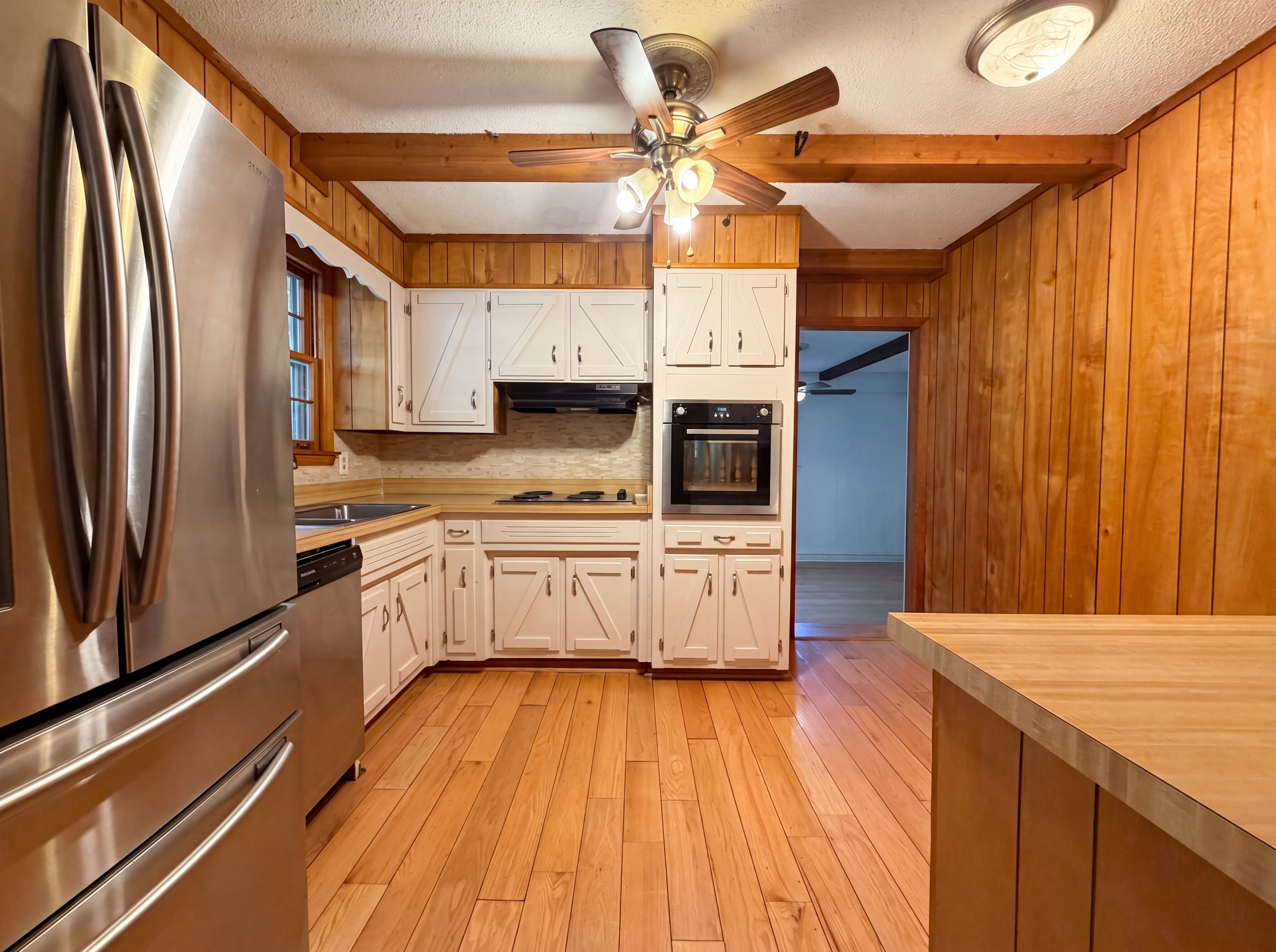 Photo 2 of 16 of 221 Sterry Ct, Antioch, TN