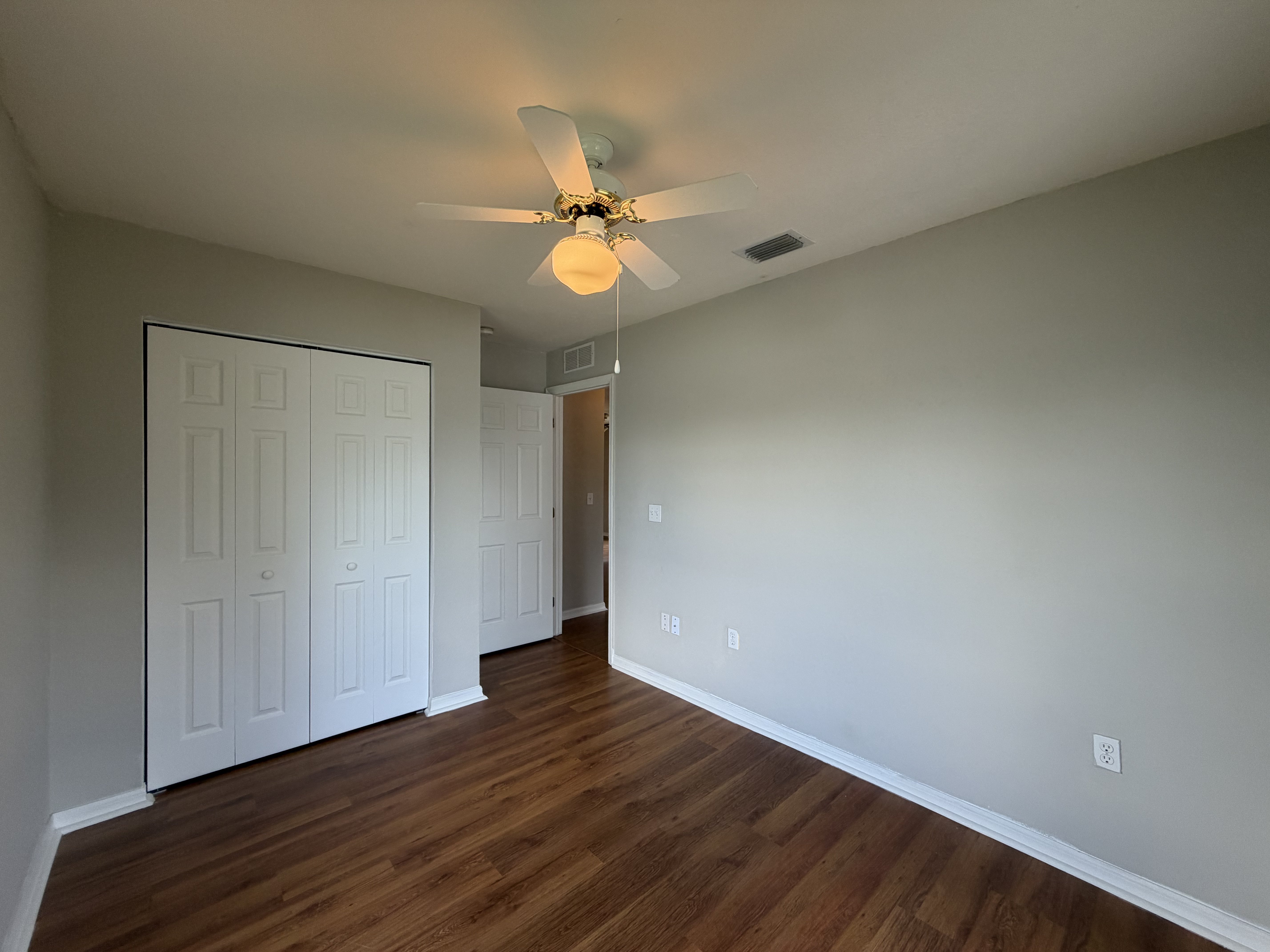 Photo 16 of 21 of 10640 SE 54th Ave, Belleview, FL