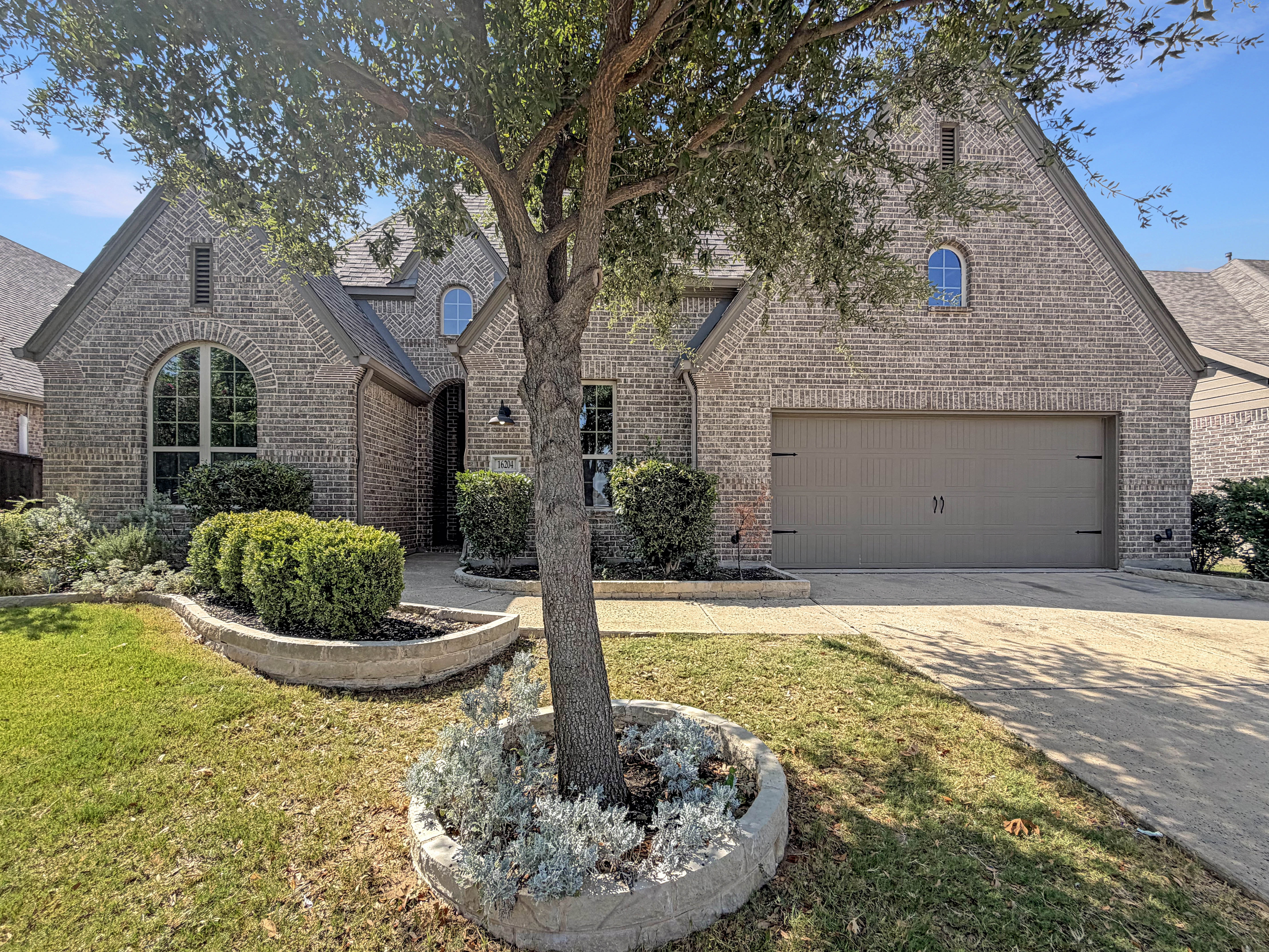 Photo 36 of 37 of 16204 Cullen Park Way, Prosper, TX