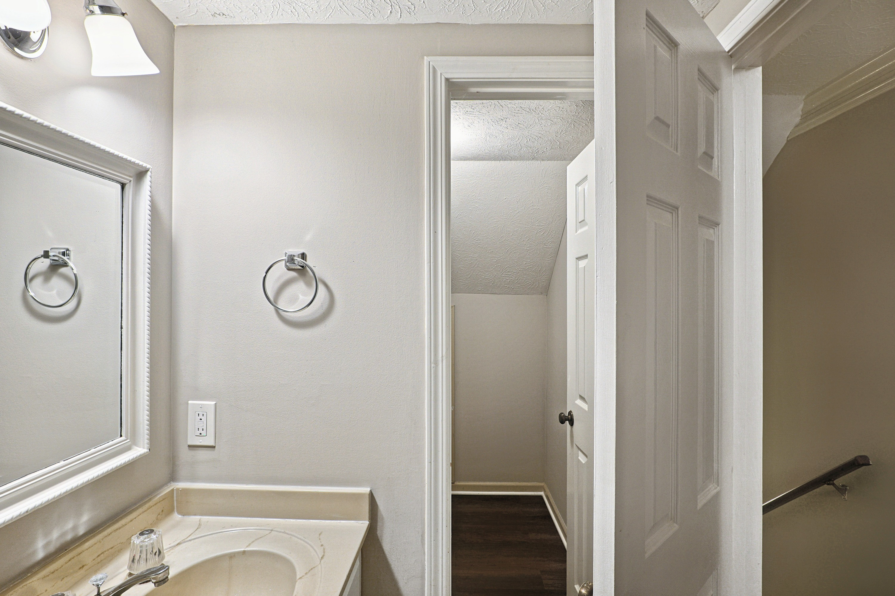 Photo 44 of 63 of 2360 Kimbrough Ct, Sandy Springs, GA