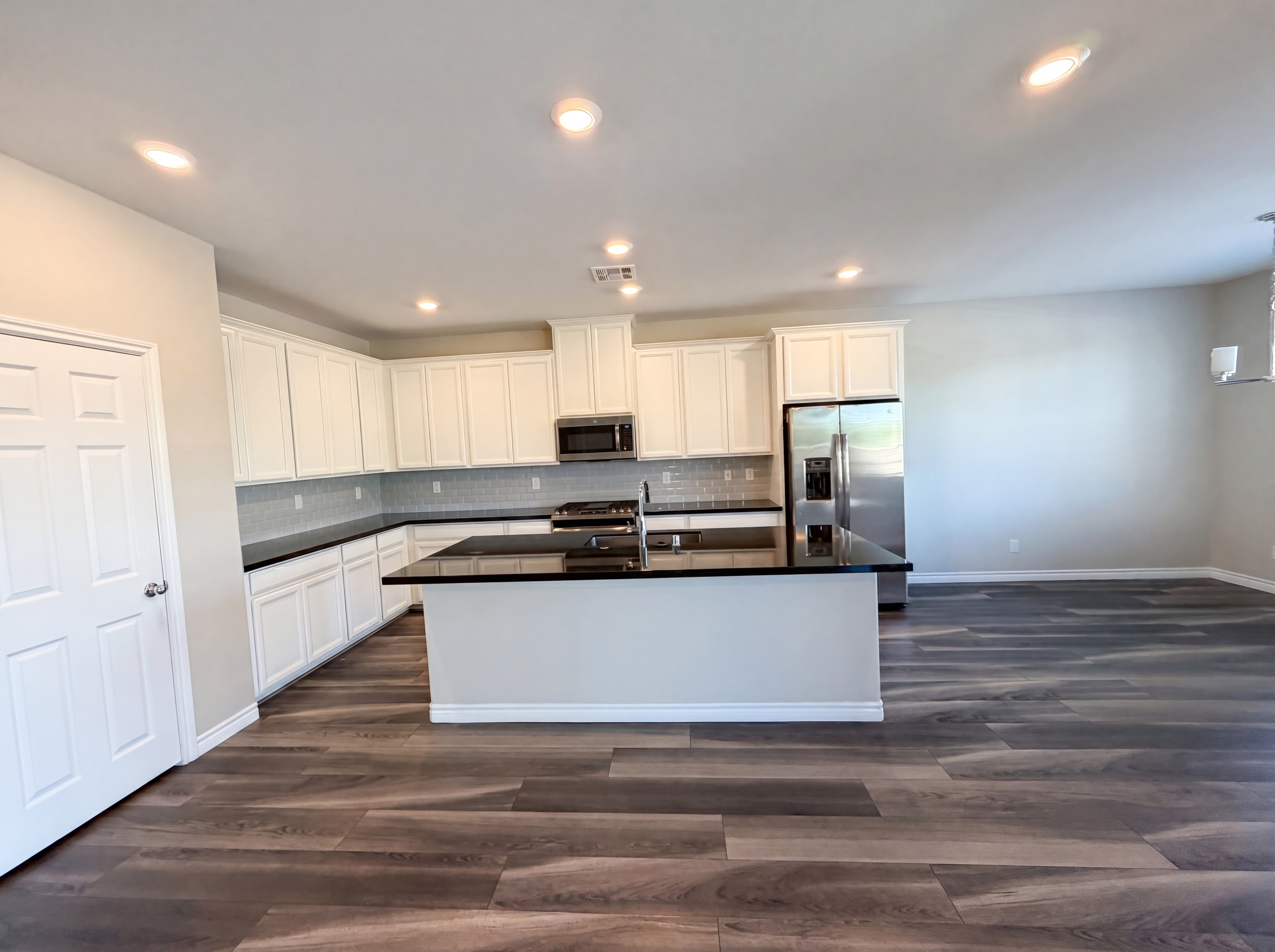 Photo 2 of 56 of 1418 Dire Wolf Ave, North Las Vegas, NV