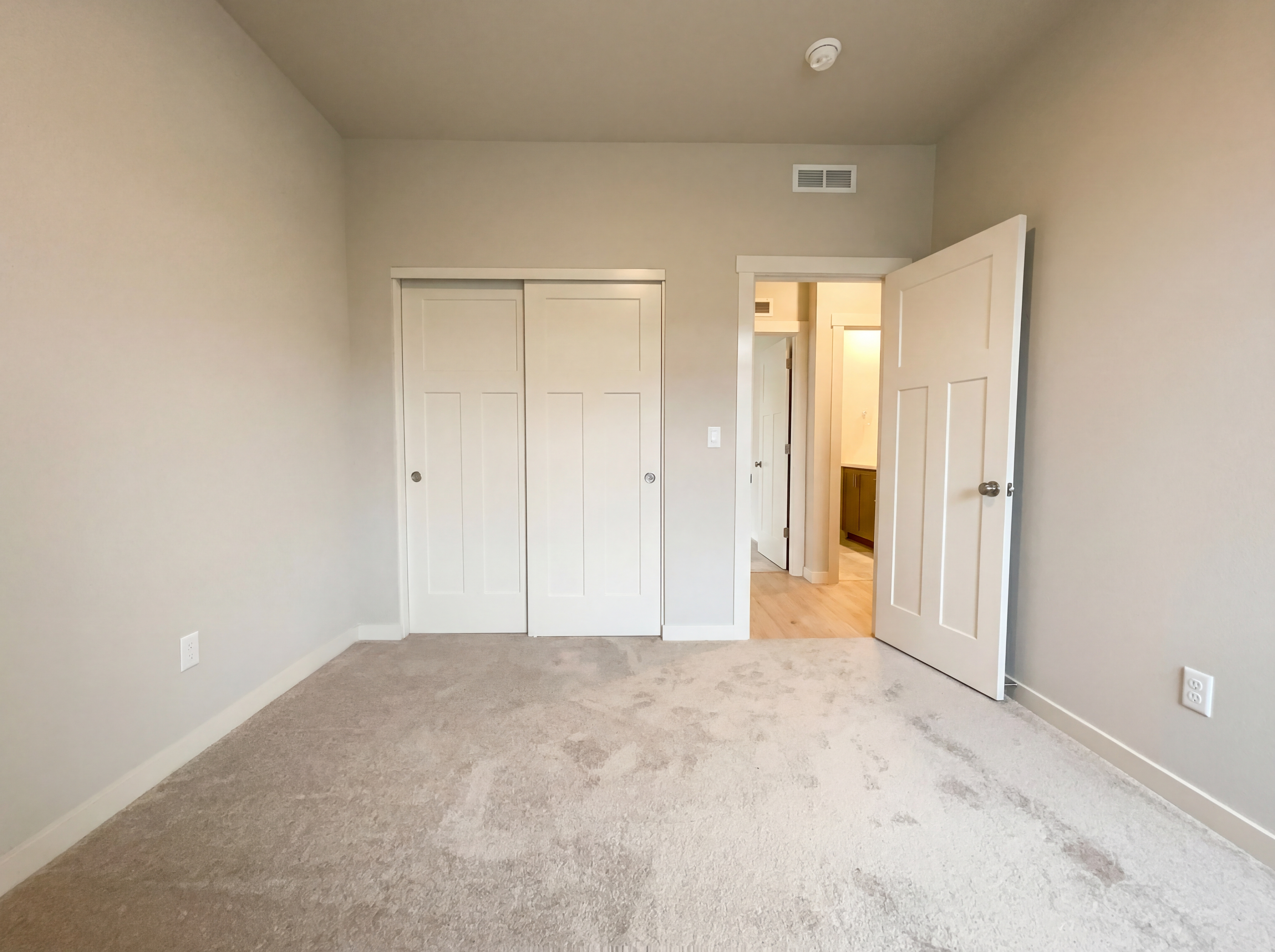 Photo 18 of 21 of 3616 NE 170th St, Vancouver, WA
