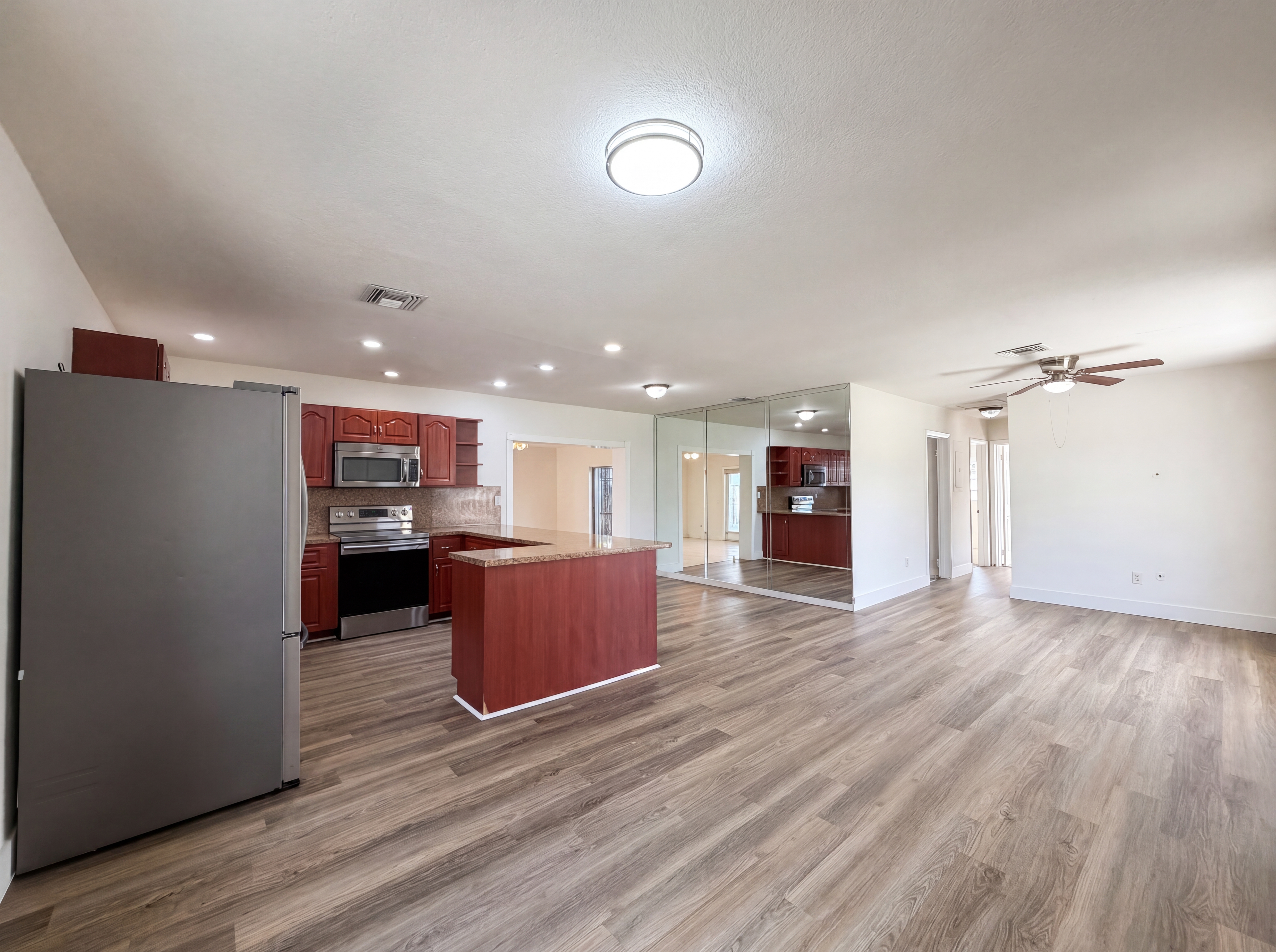 Photo 9 of 20 of 4403 NW 202nd St, Miami Gardens, FL