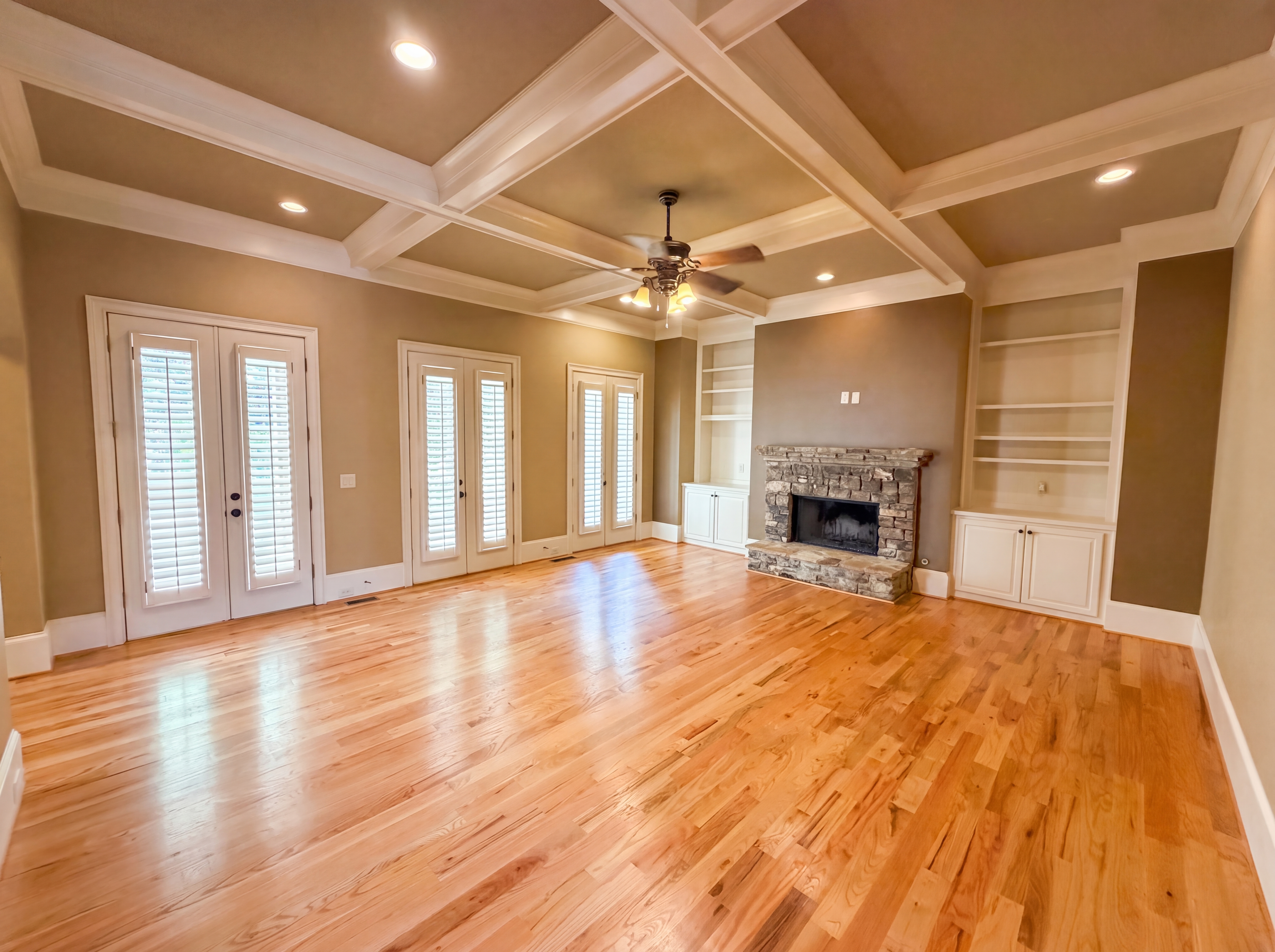 Photo 3 of 71 of 3250 Camellia Ln, Suwanee, GA