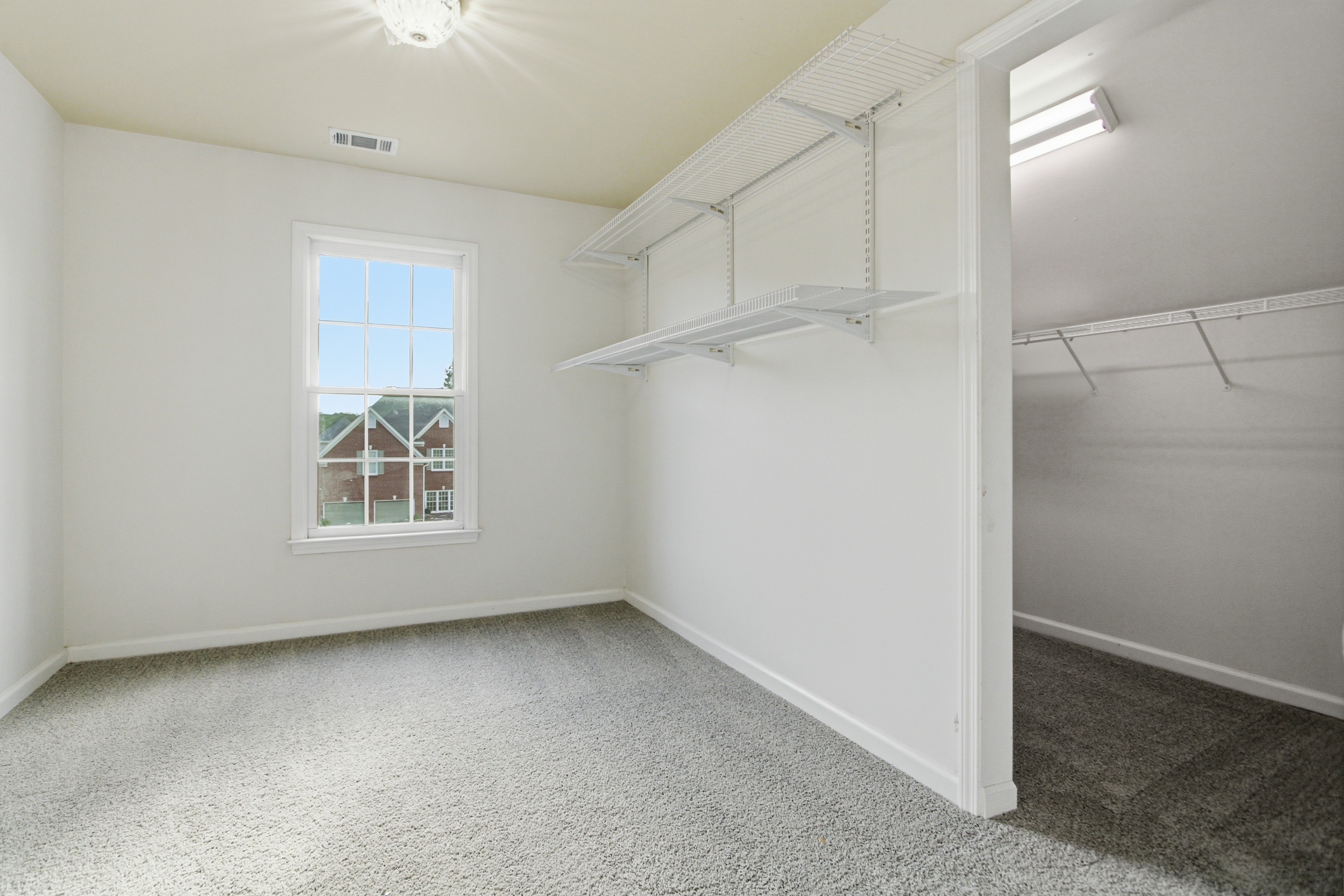 Photo 36 of 61 of 1028 River Forest Pt, Lawrenceville, GA