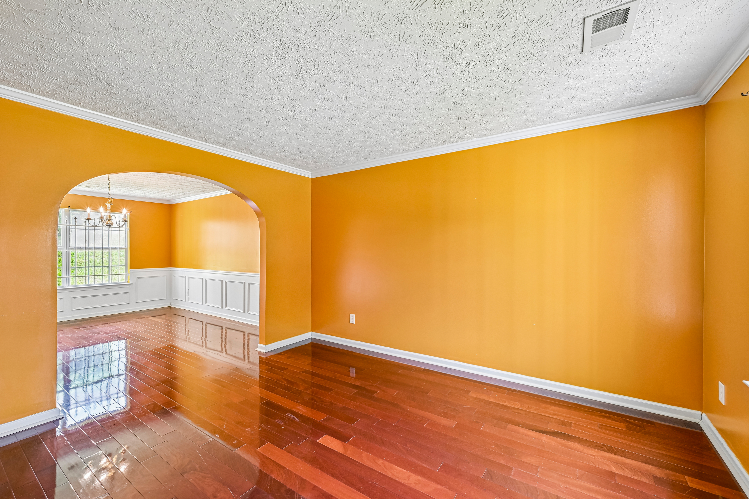 Photo 17 of 44 of 2083 Dylan Ct, Ellenwood, GA