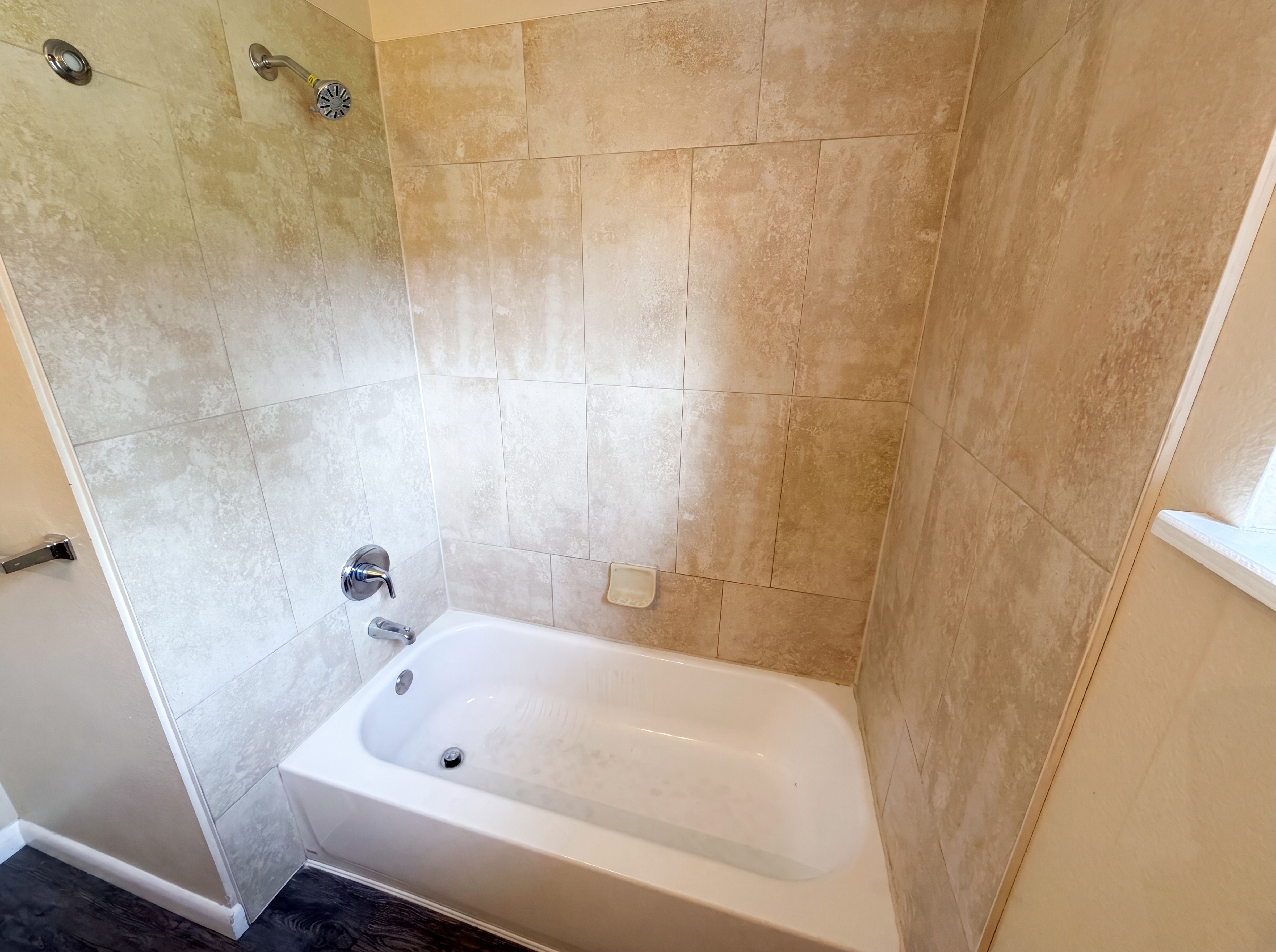 Photo 22 of 25 of 702 S Solandra Dr, Orlando, FL