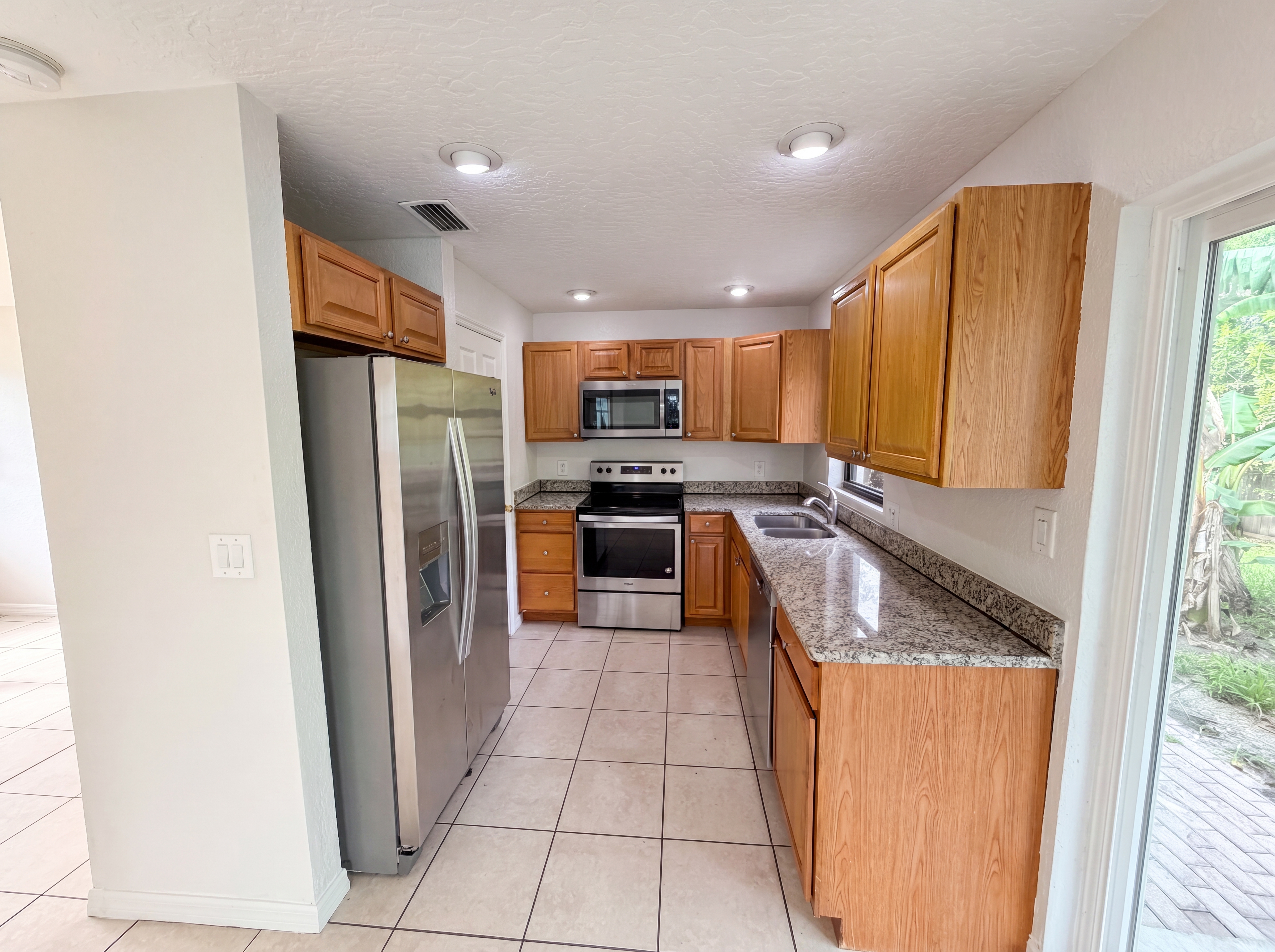 Photo 2 of 26 of 2535 Stratford Dr, Cocoa, FL