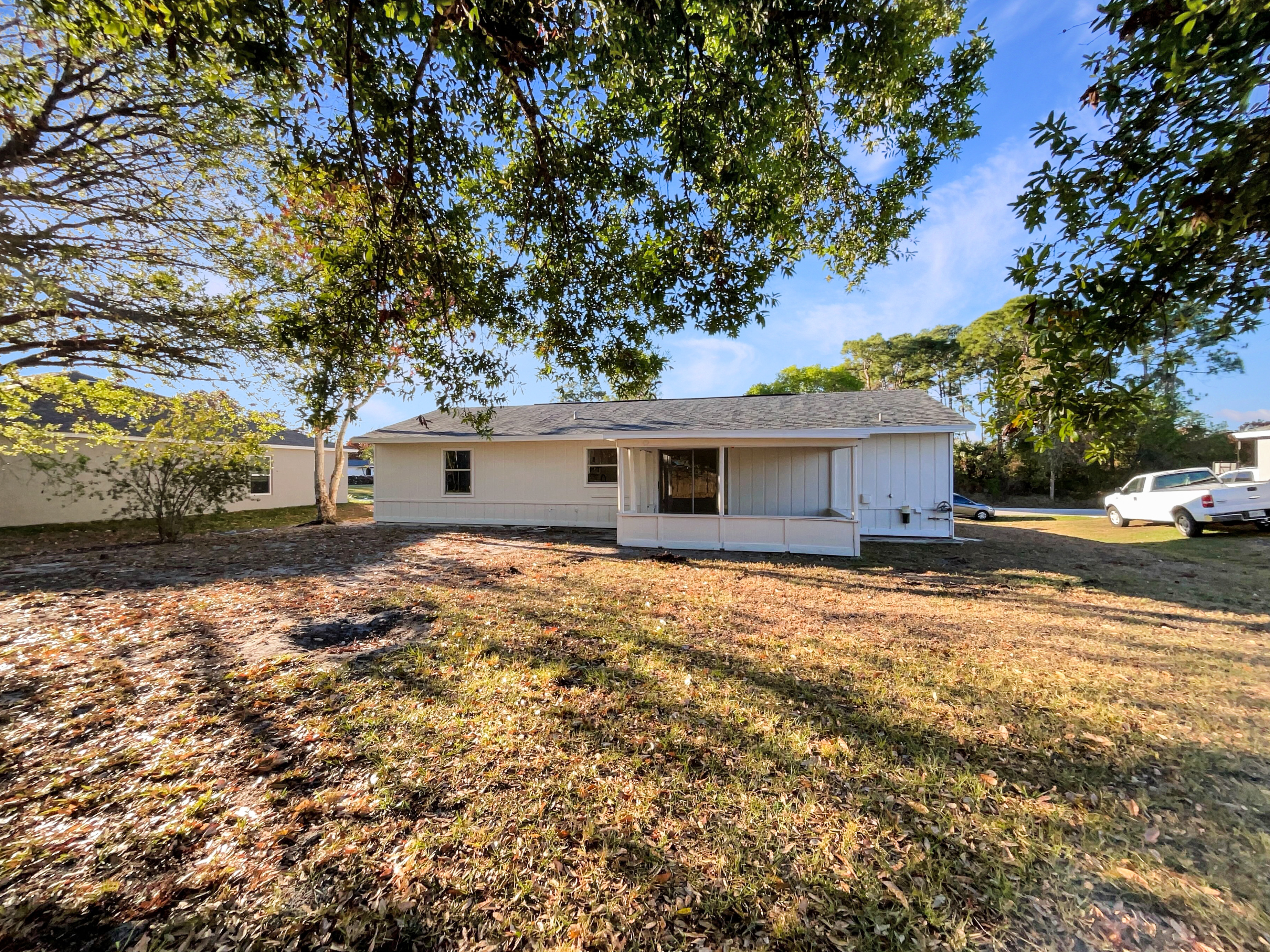 Photo 5 of 21 of 2079 SW Kimberly Ave, Port Saint Lucie, FL