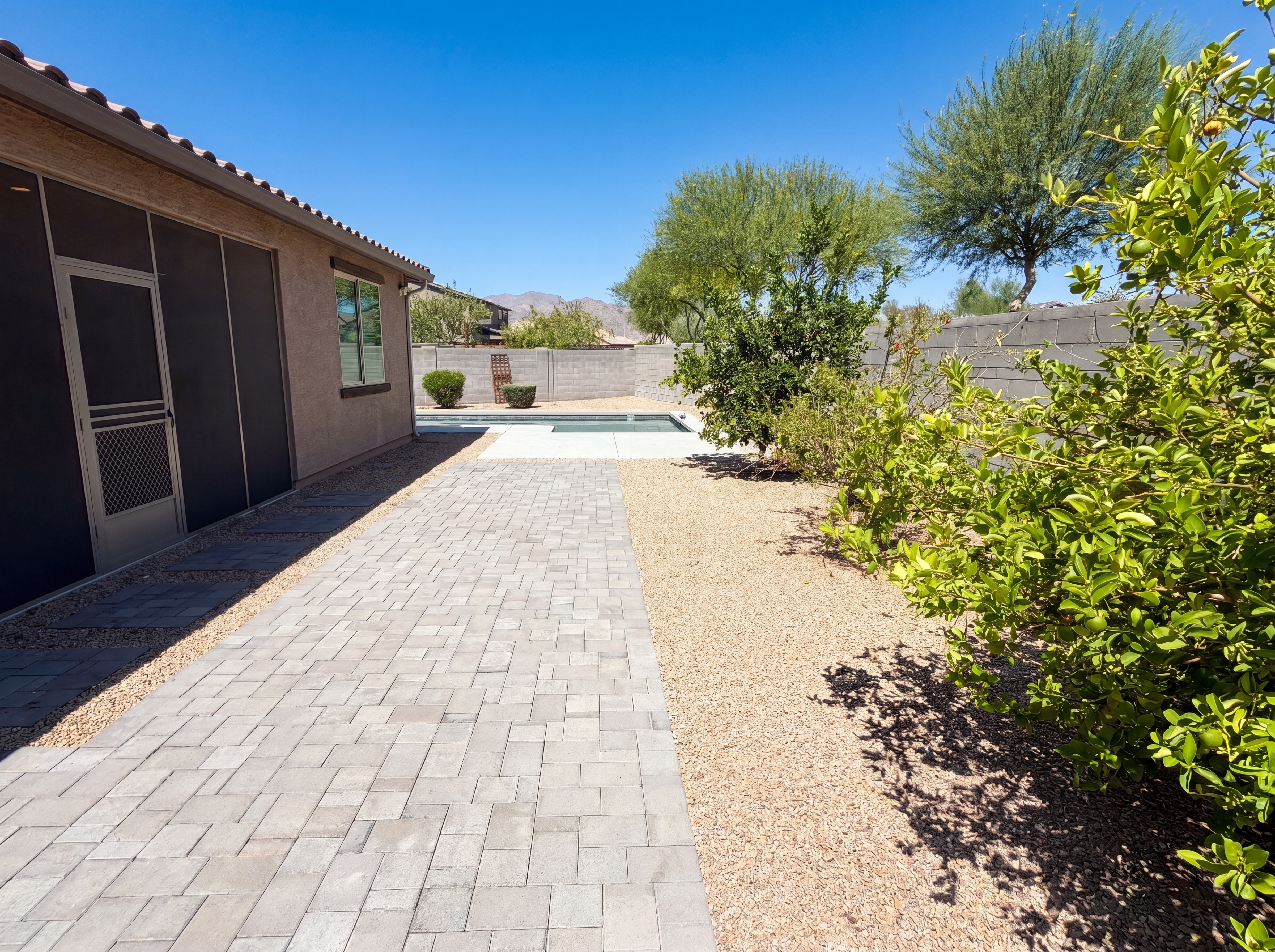 Photo 36 of 38 of 18840 W Mercer Ln, Surprise, AZ